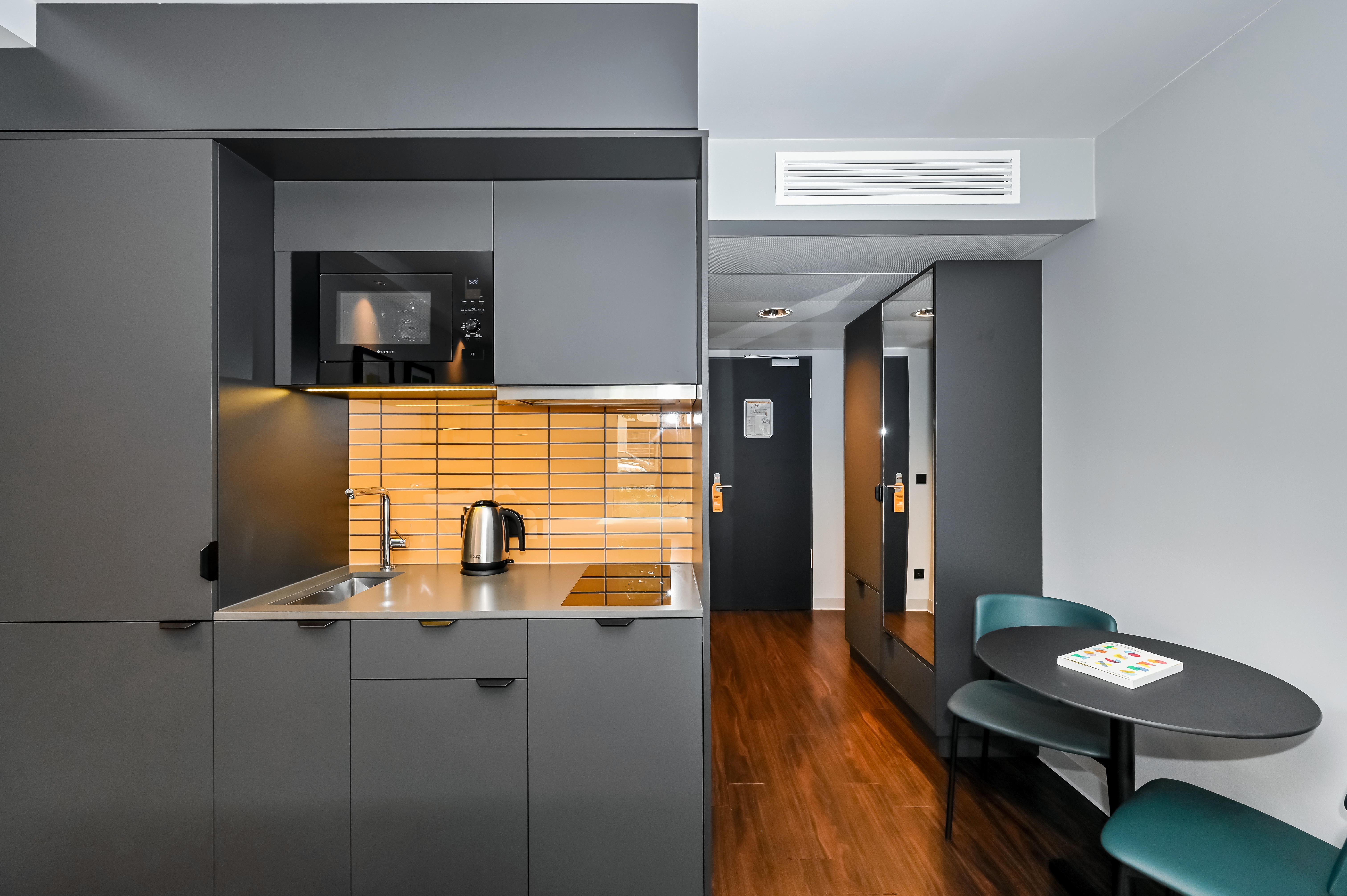 Studio Two Beds