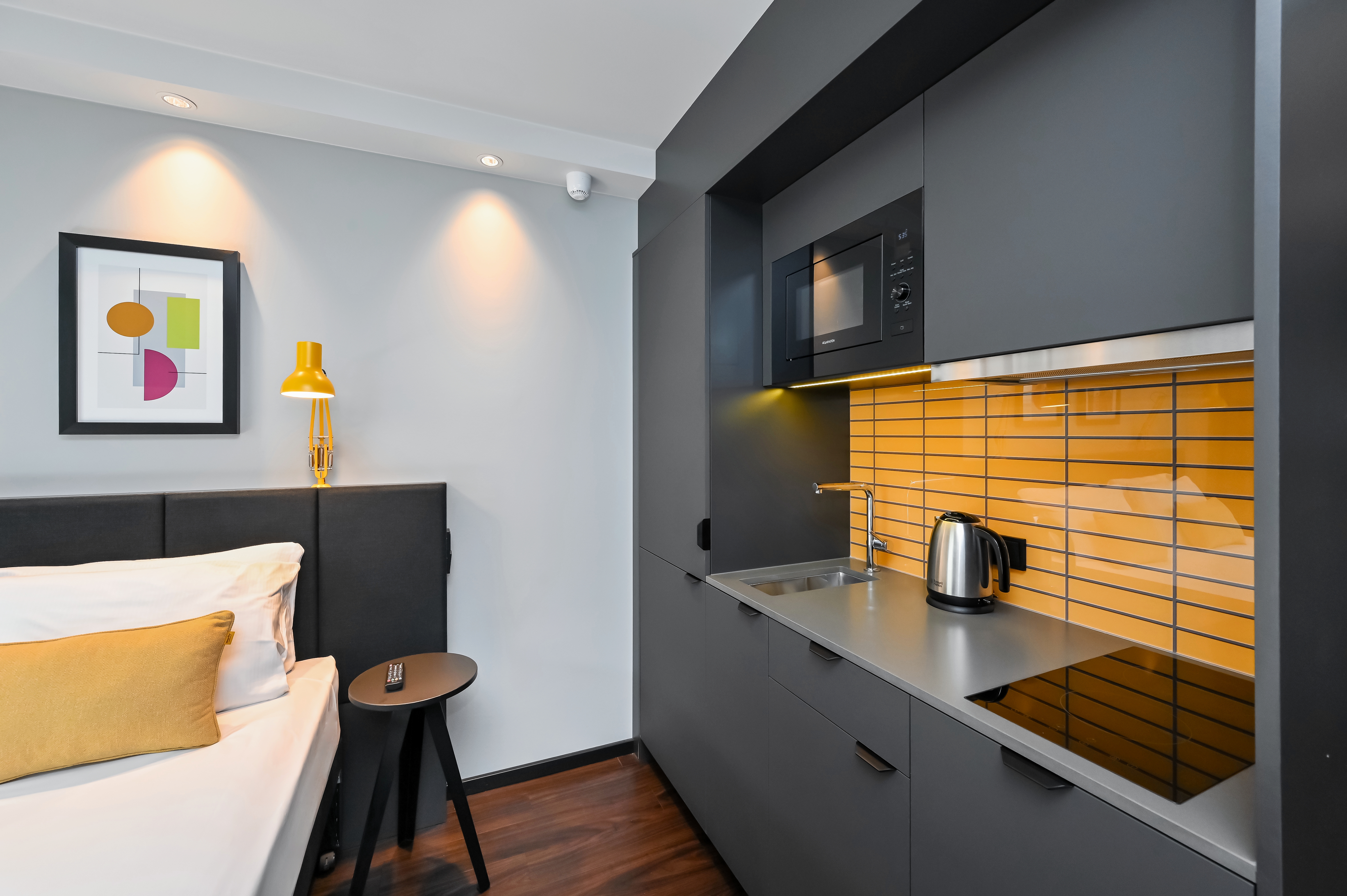 Studio Two Beds