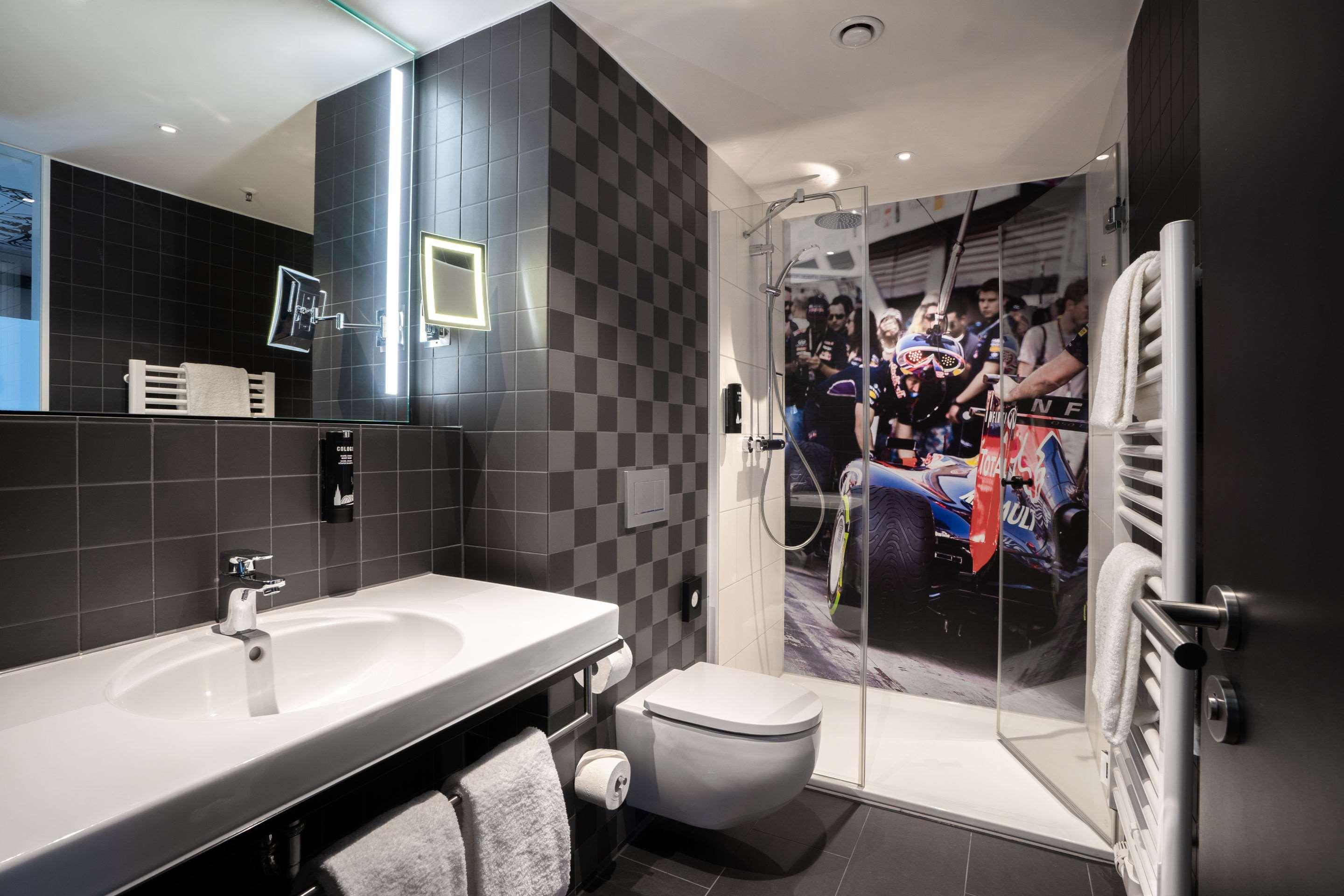 Double King Bed Non Smoking