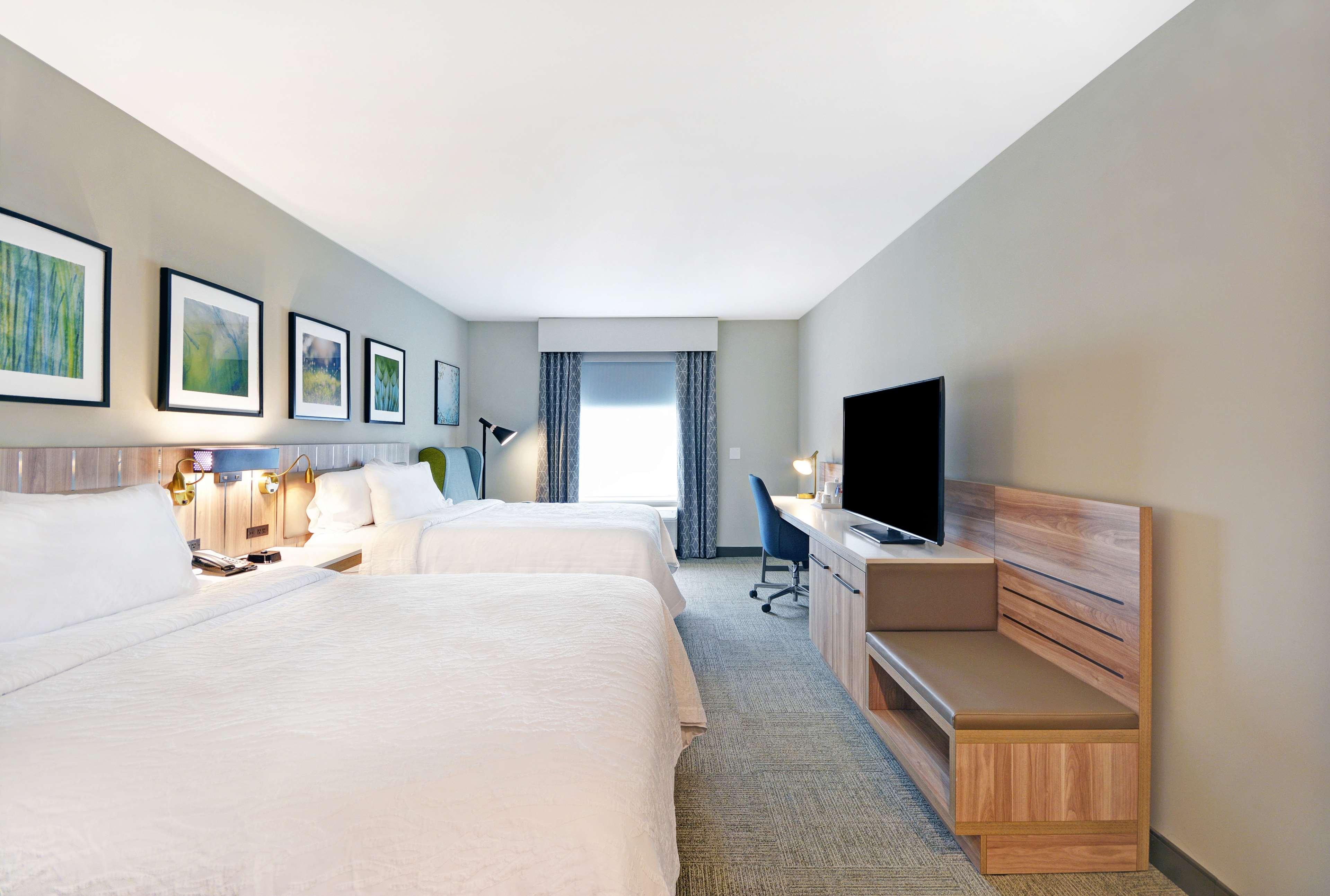 Double Two Queen Beds