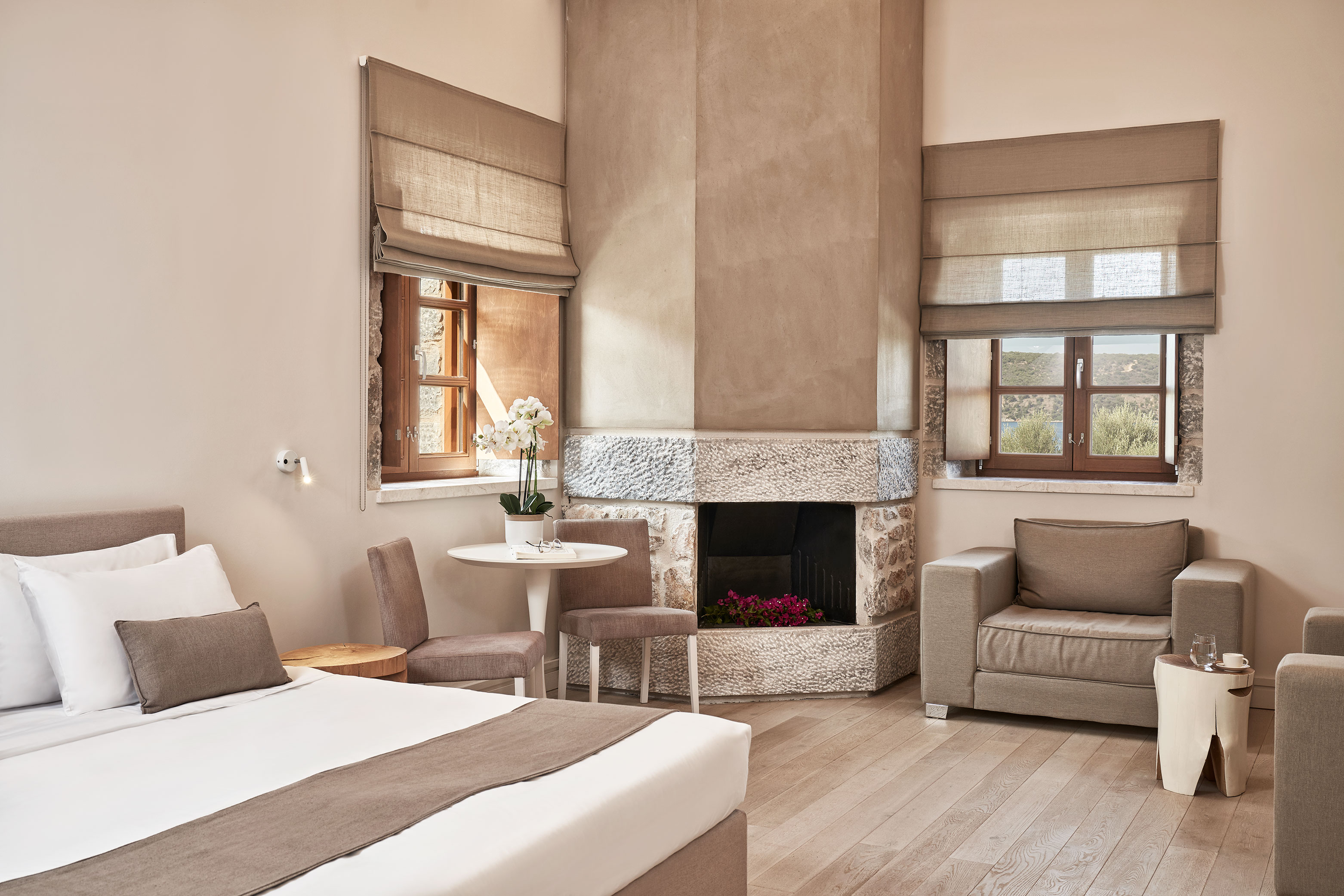 Double Accessible with Views