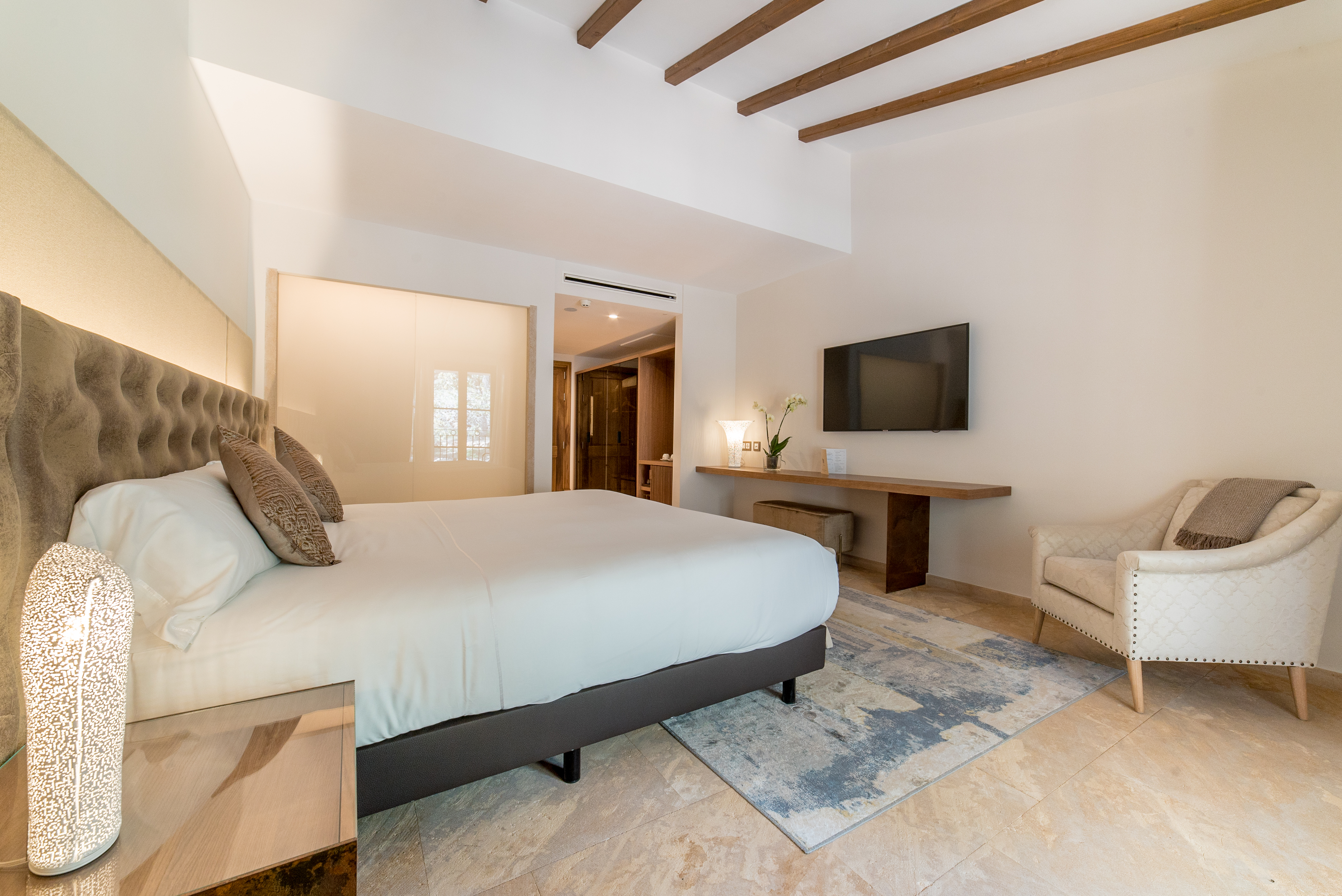 Double or Twin Standard