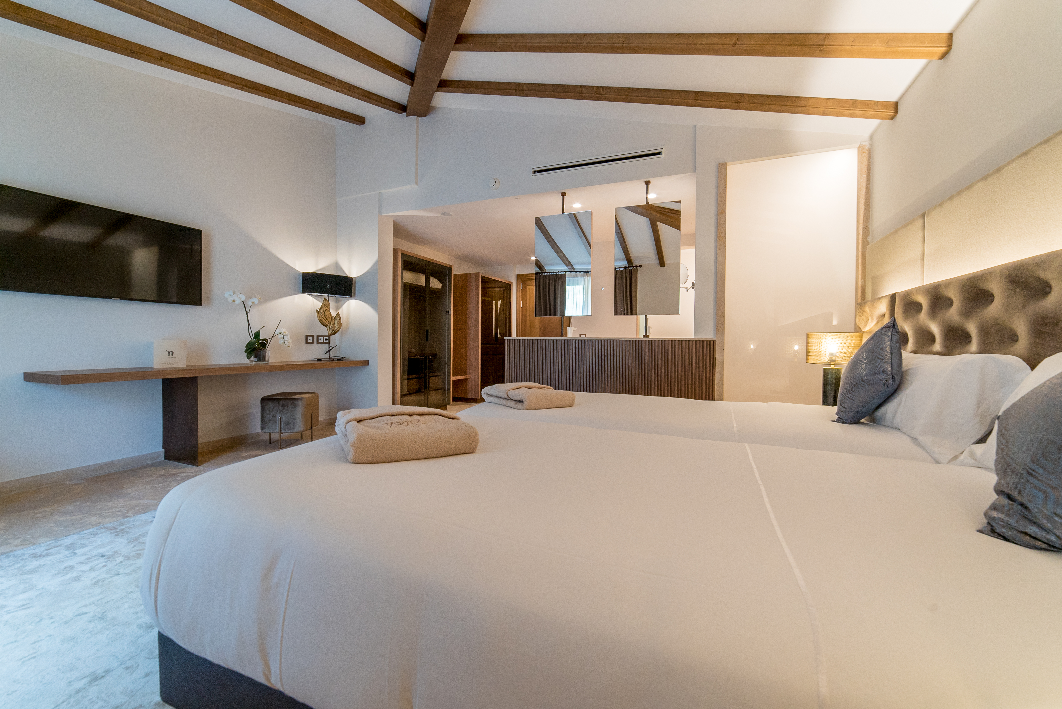 Double or Twin Standard