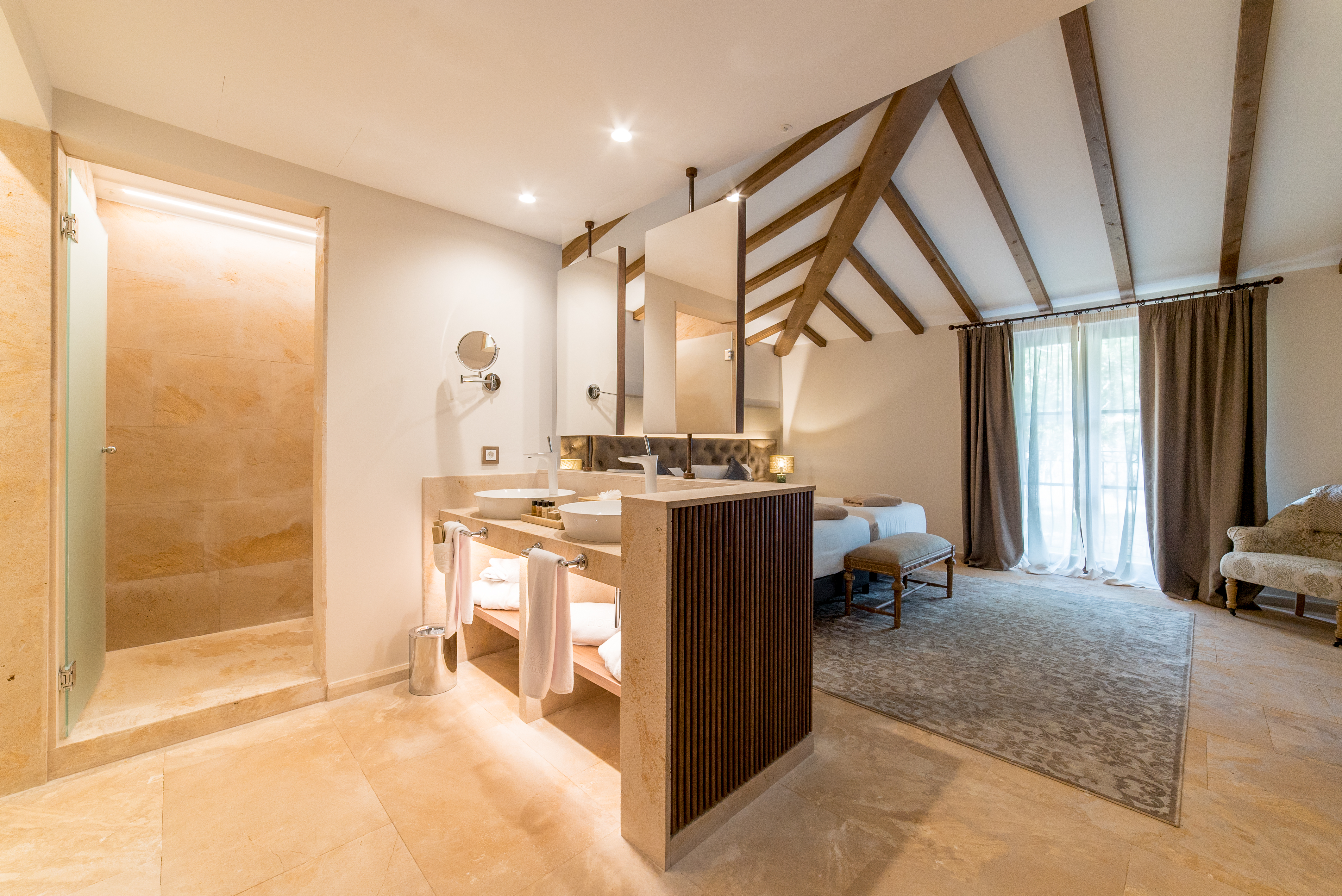 Double or Twin Standard