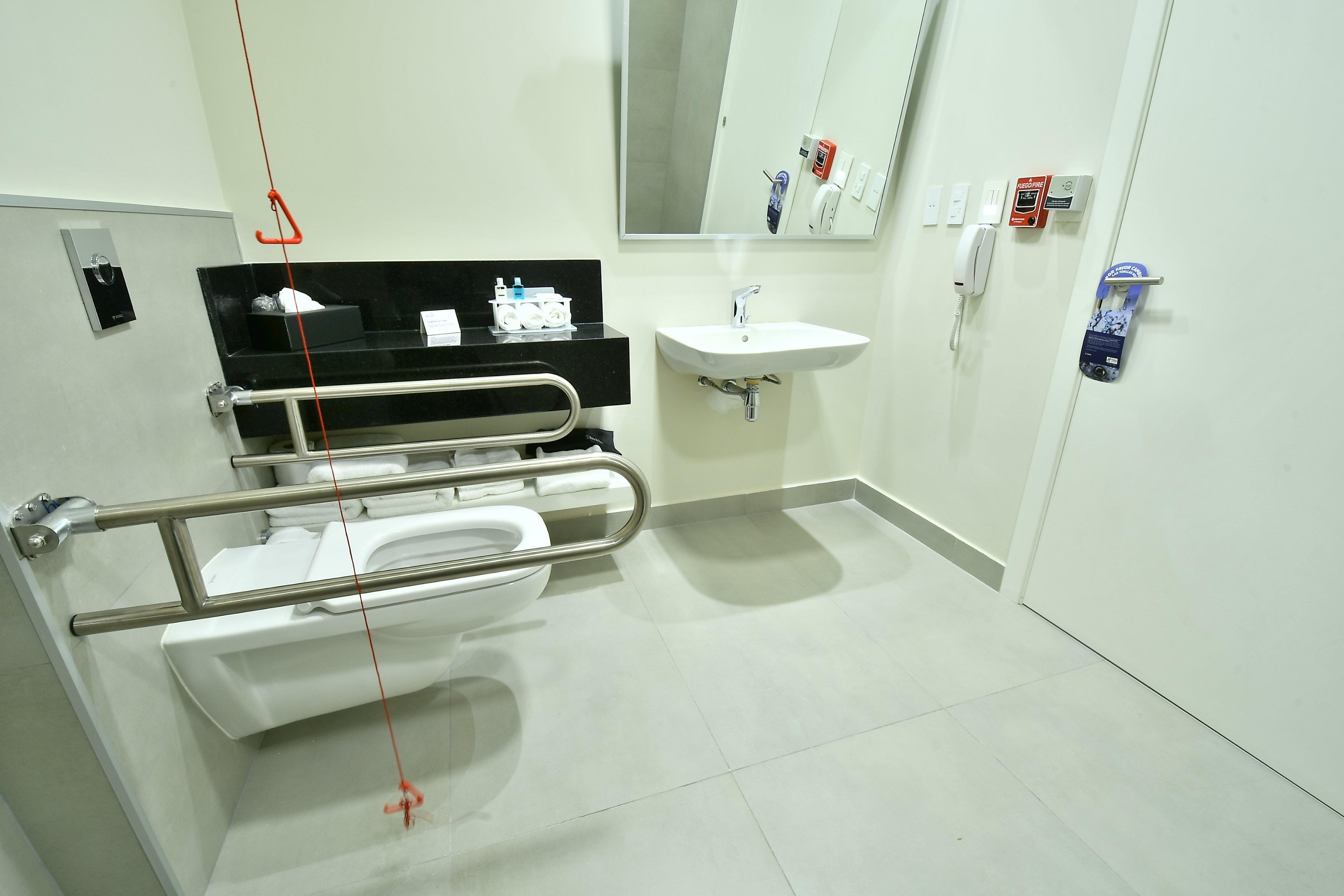 Double Accessible King Size Bed