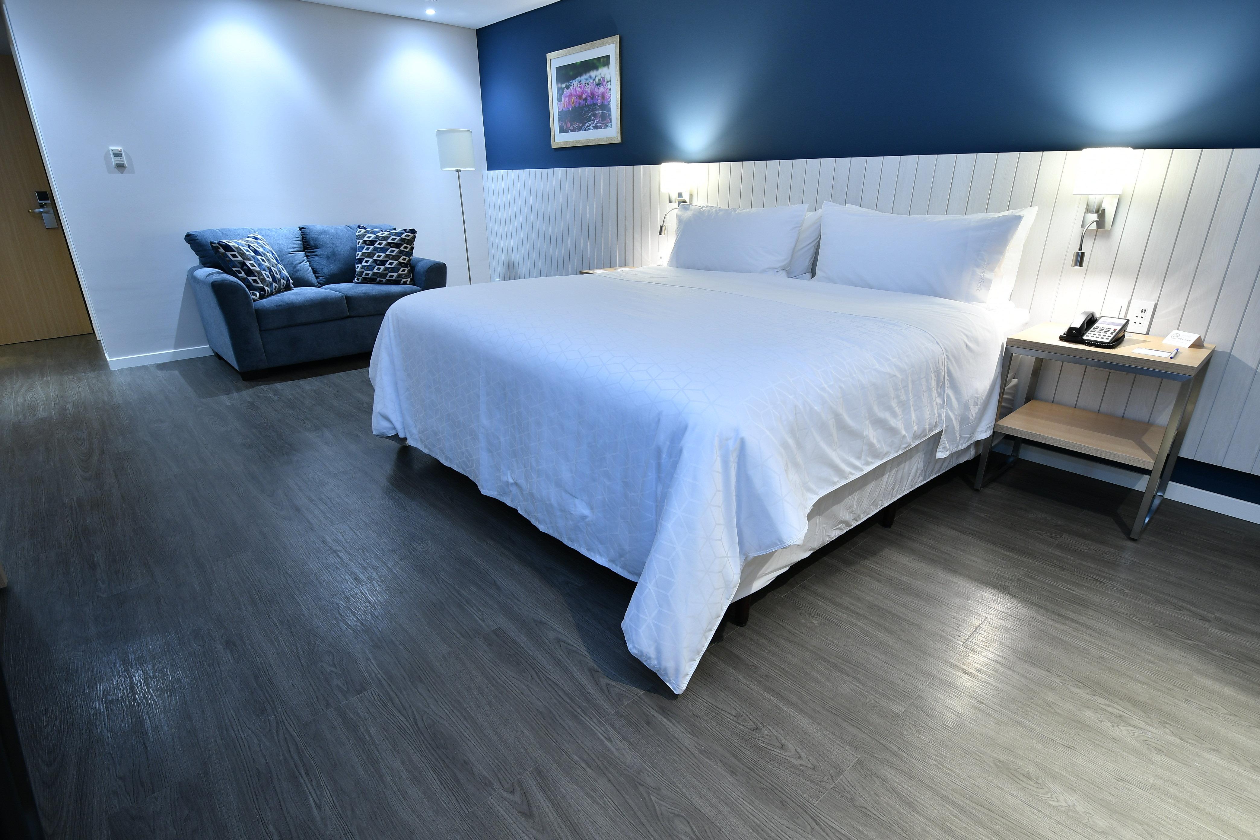 Double King Size Bed