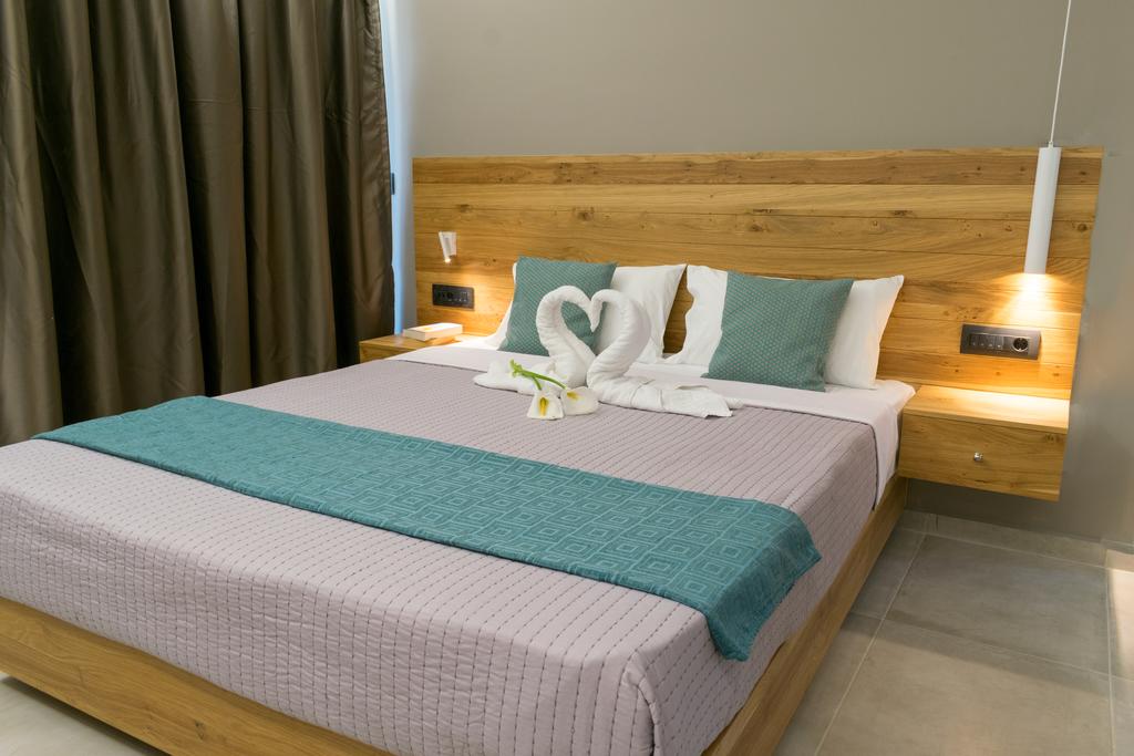 Double or Twin Sea View