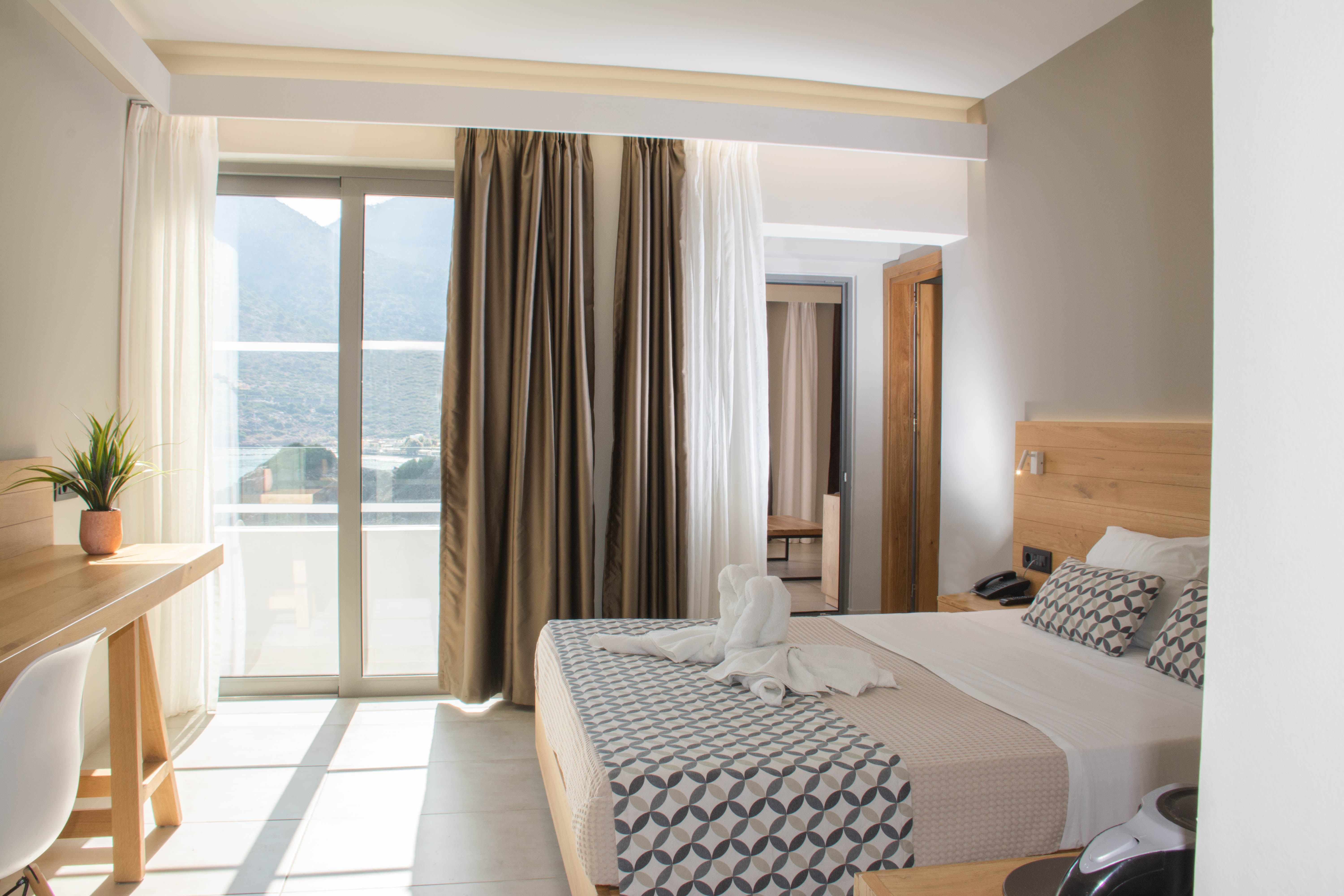 Double or Twin Sea View