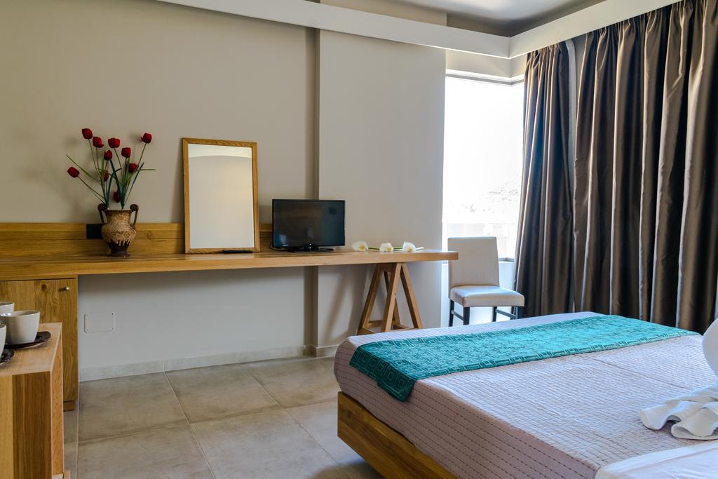 Double or Twin Sea View