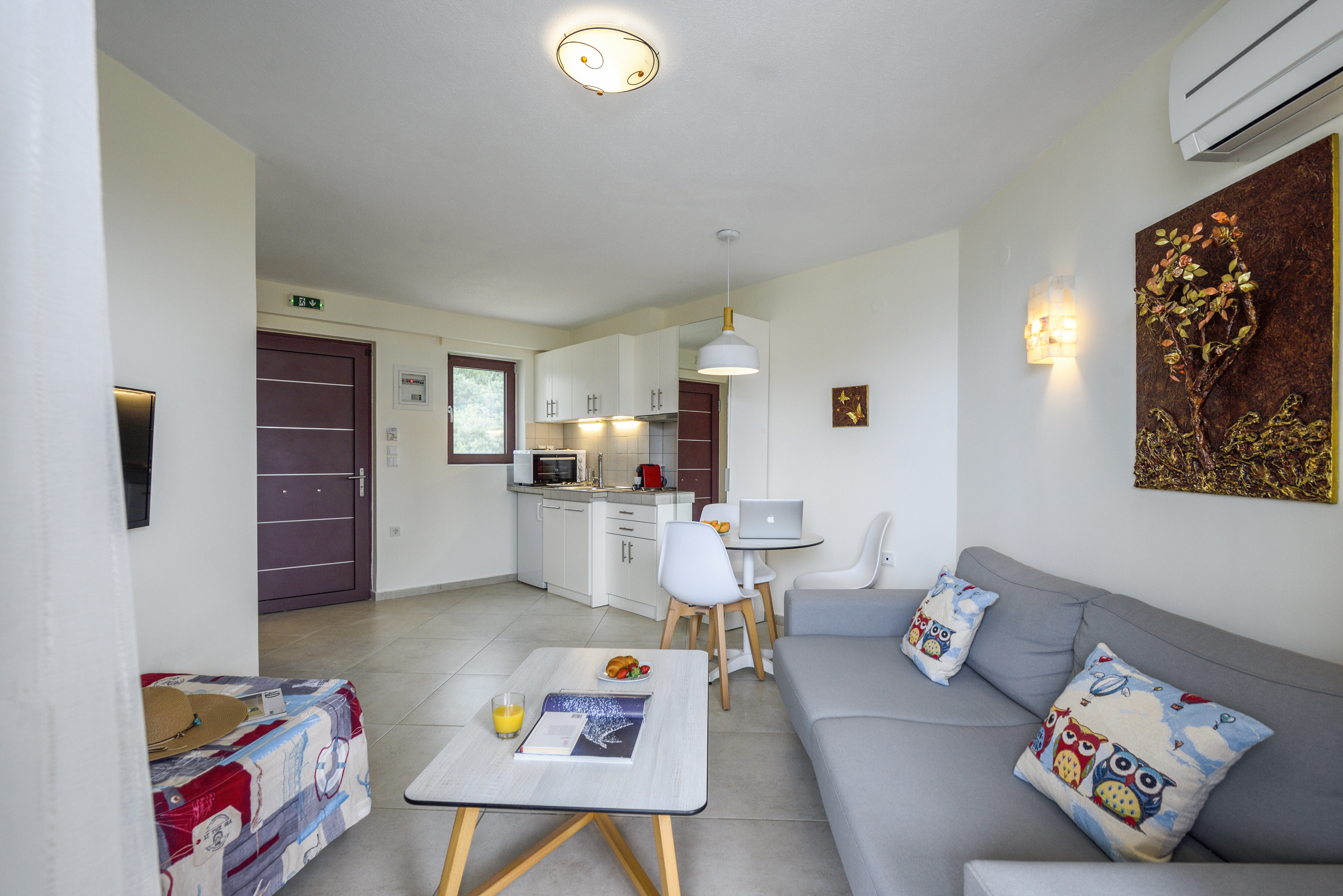 Apartment Side Sea View