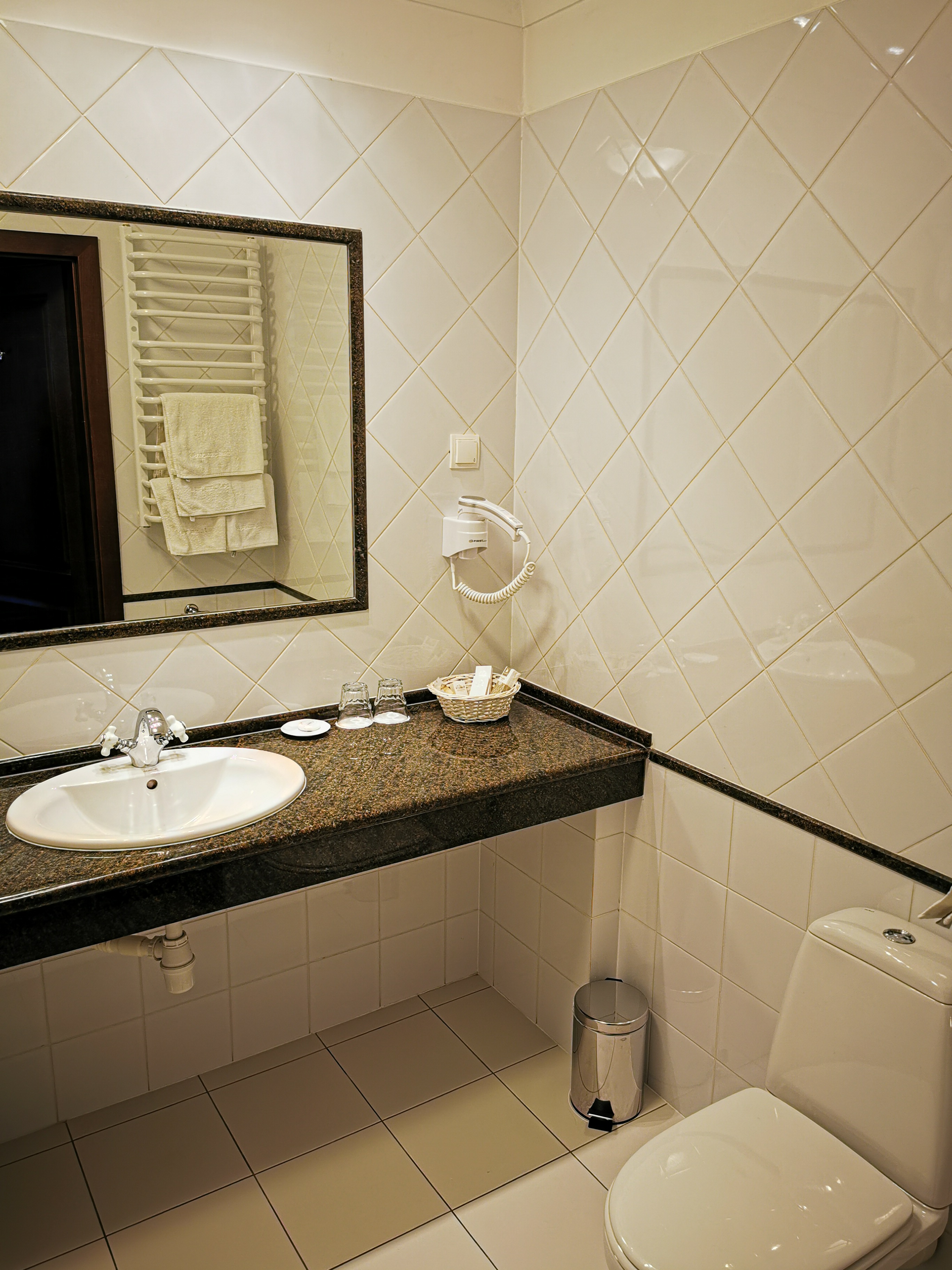 Double or Twin Standard