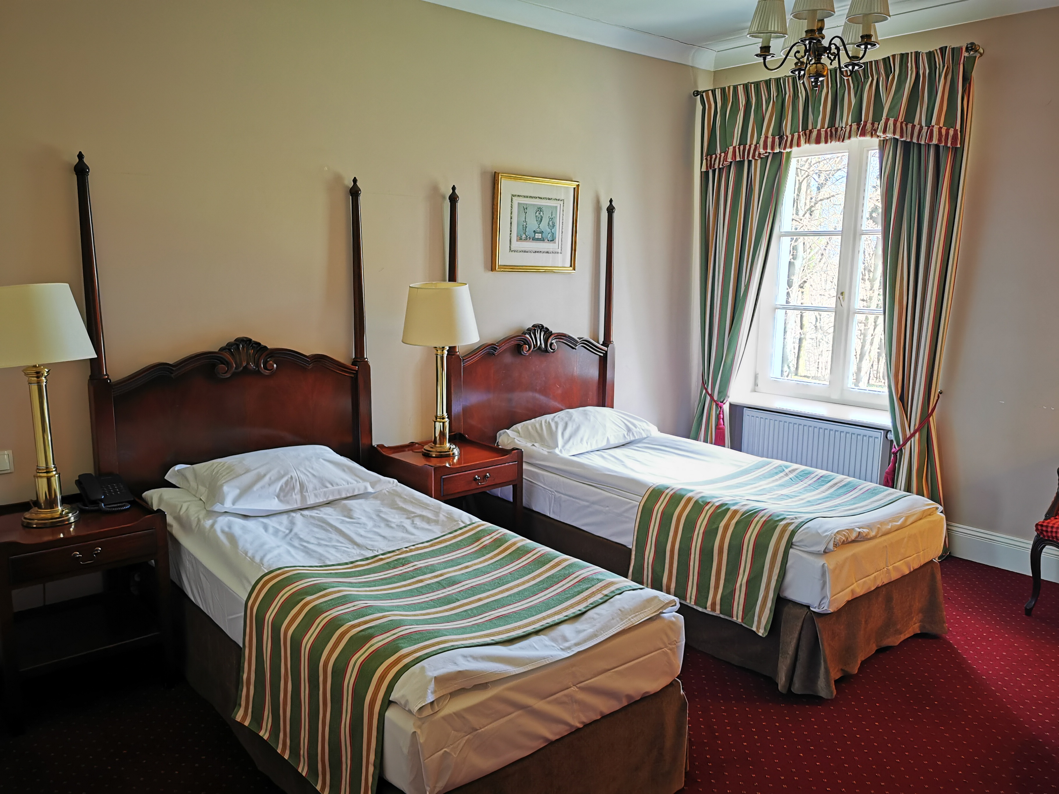 Double or Twin Standard