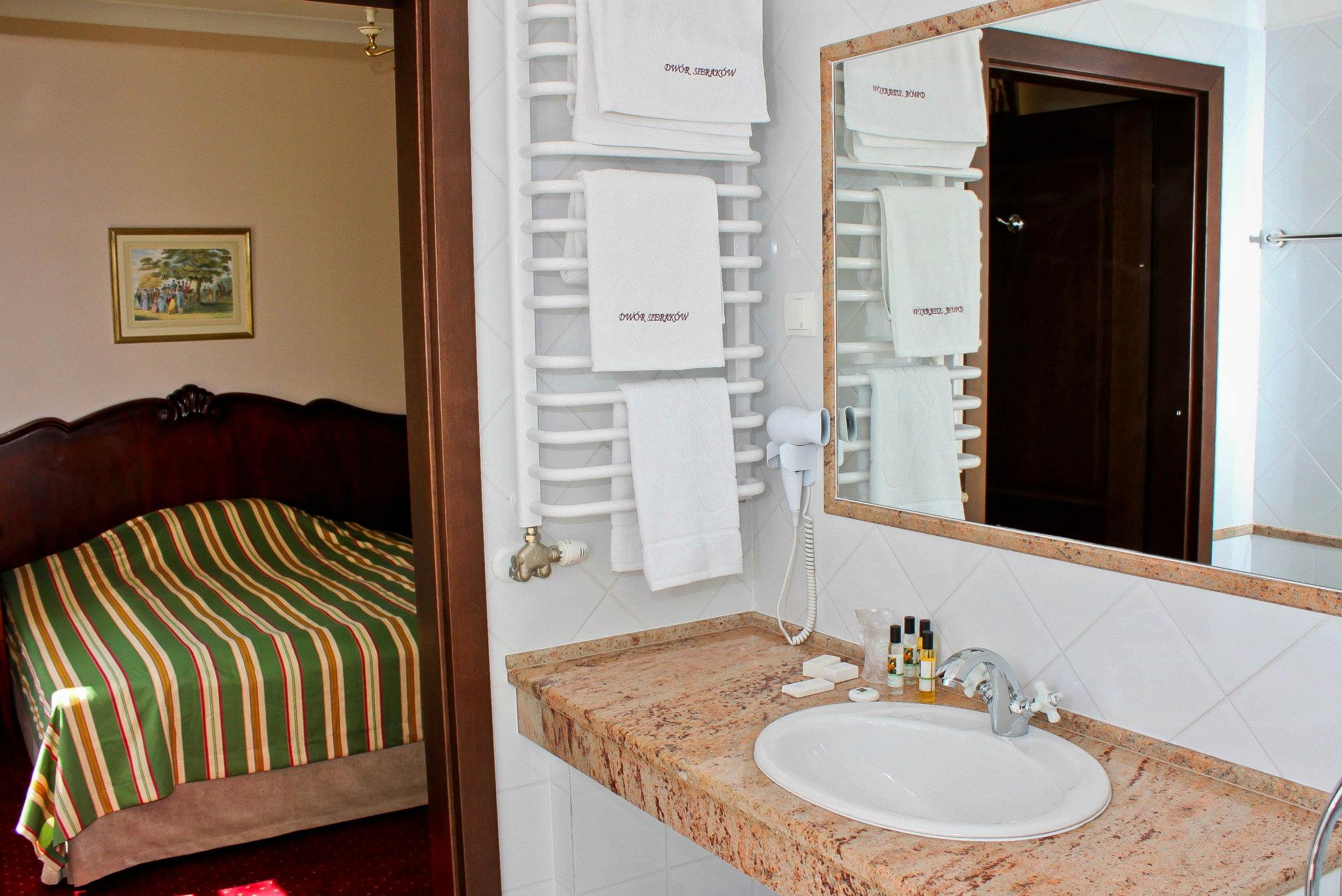 Double or Twin Standard