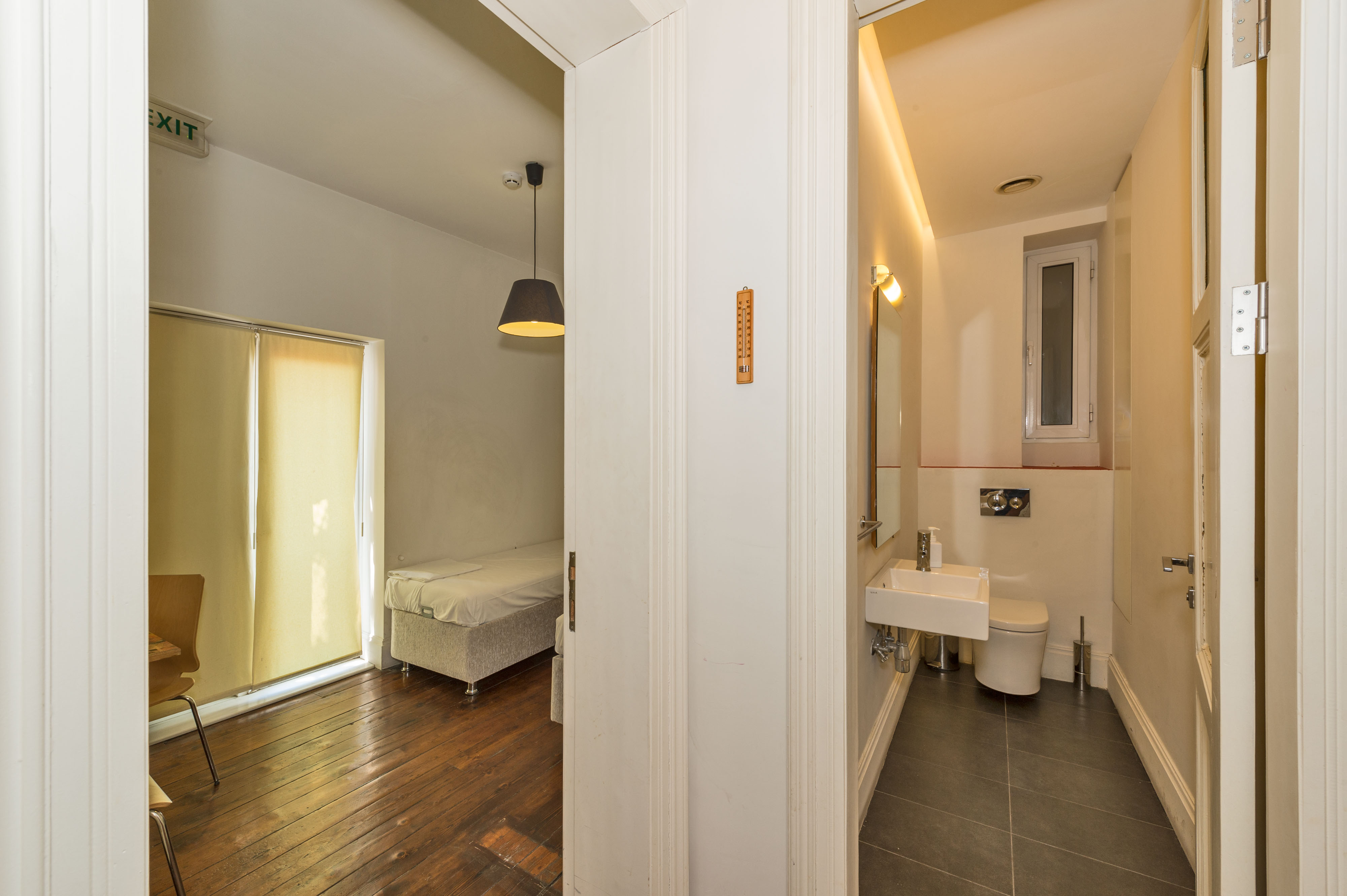 Suite Connecting Room