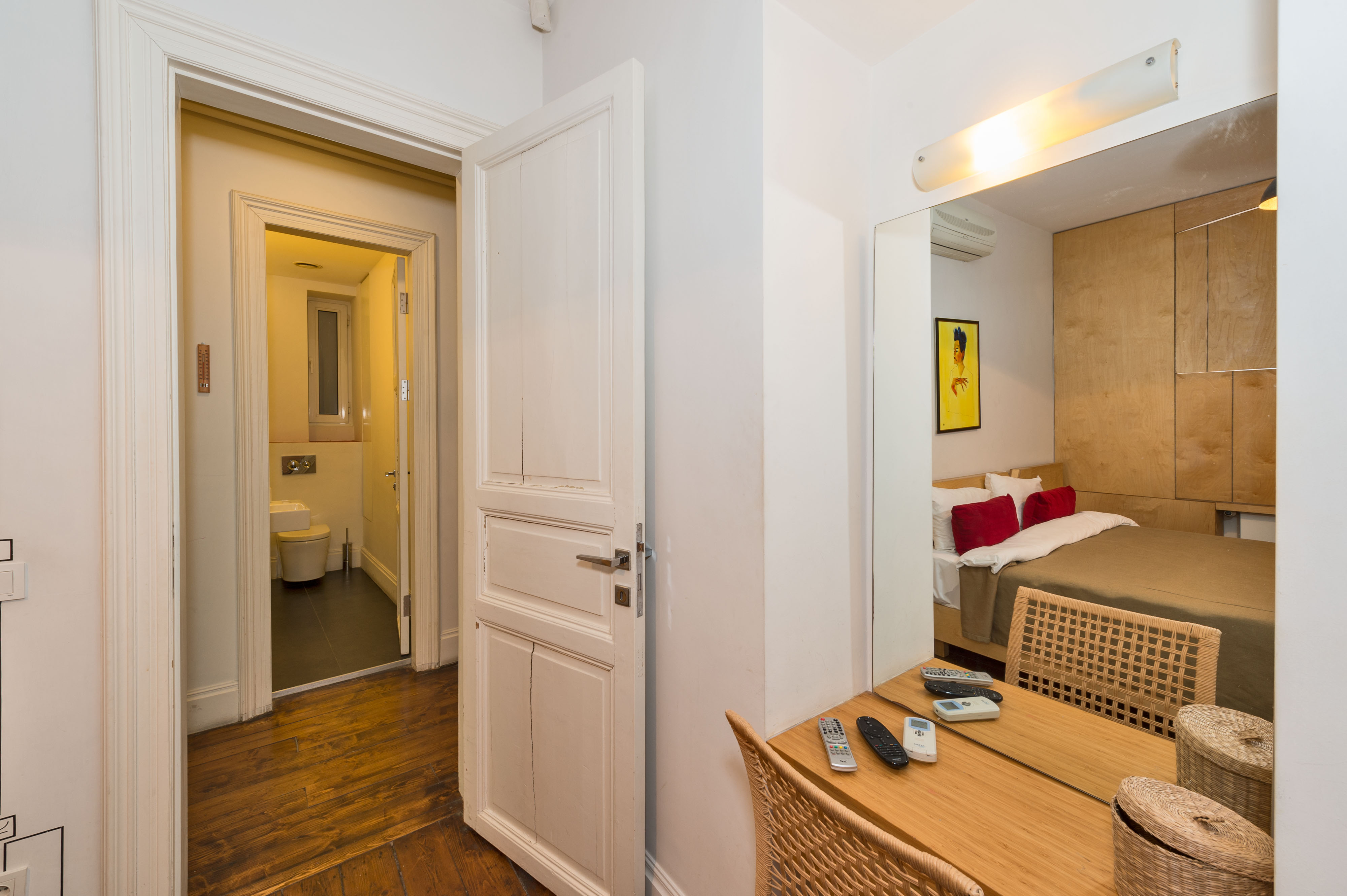 Suite Connecting Room