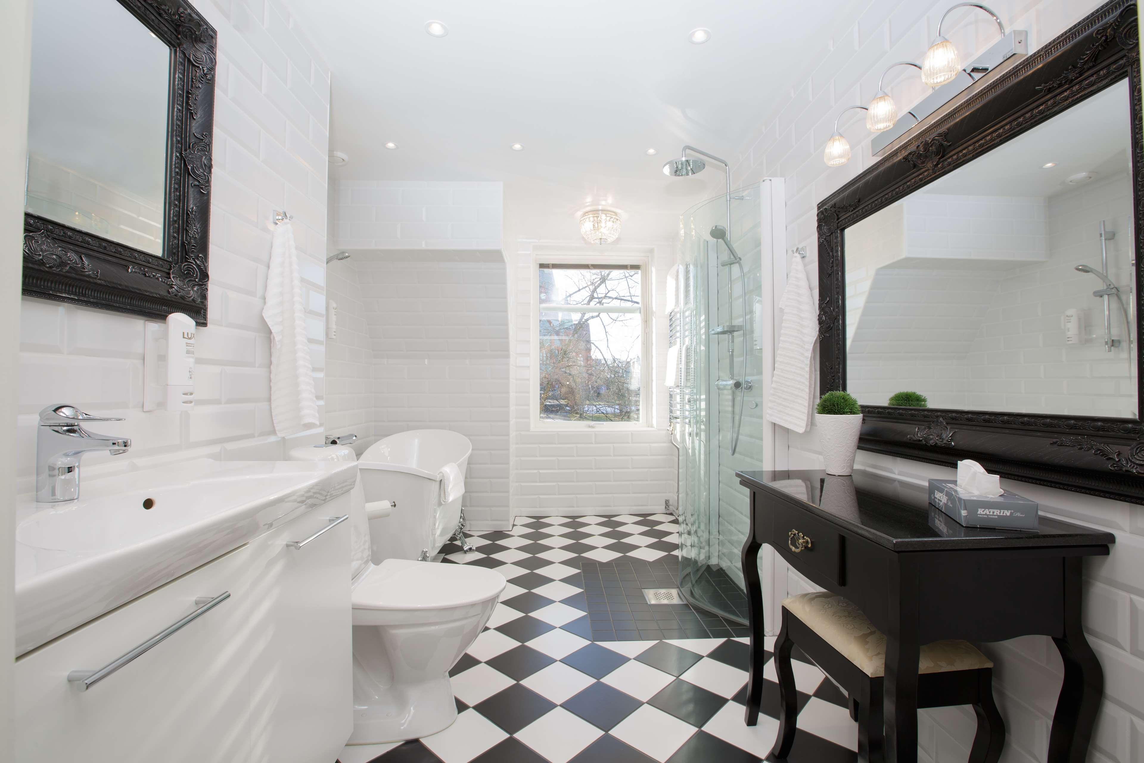 Junior Suite King Bed Non Smoking