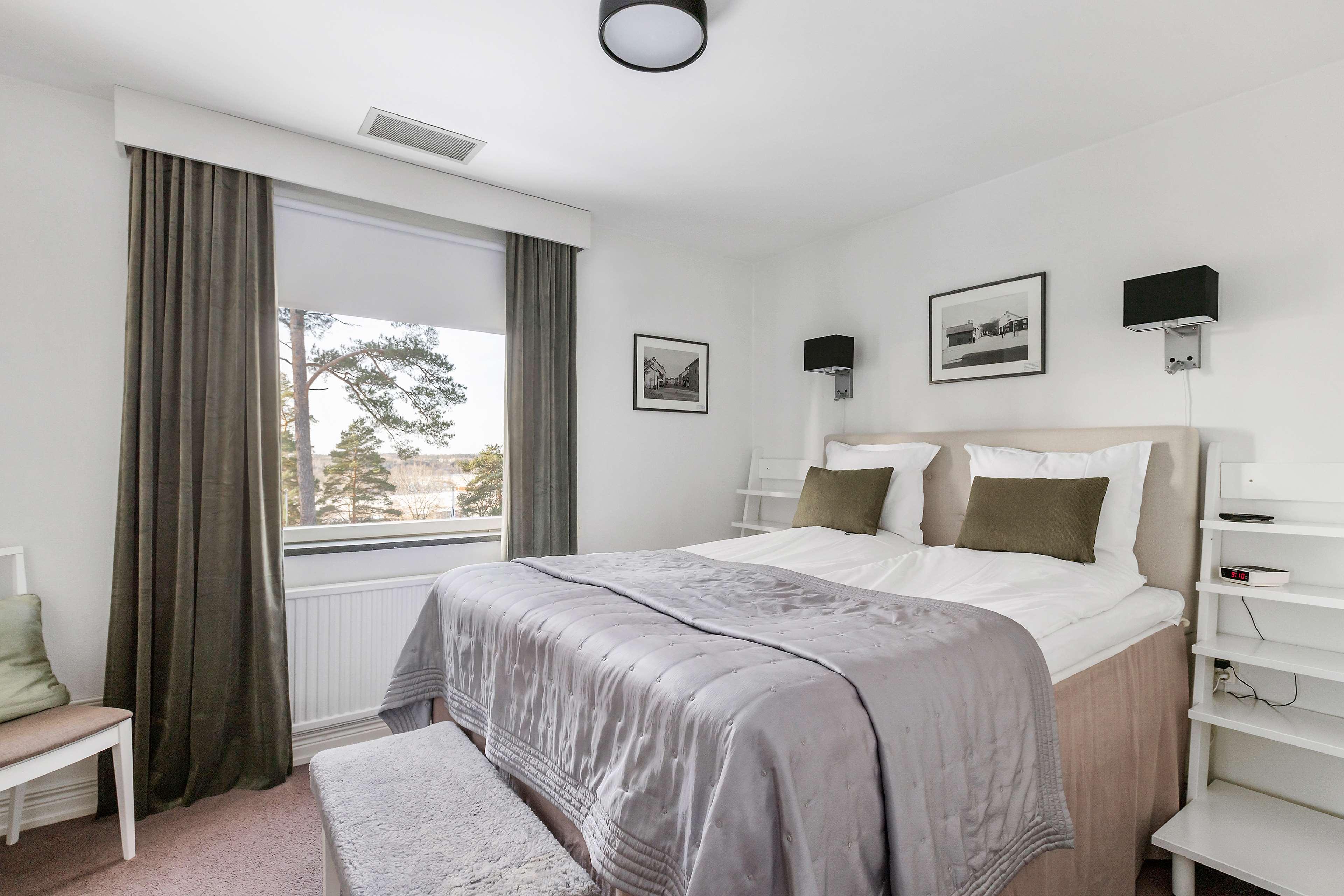 Family Room King Bed Non Smoking