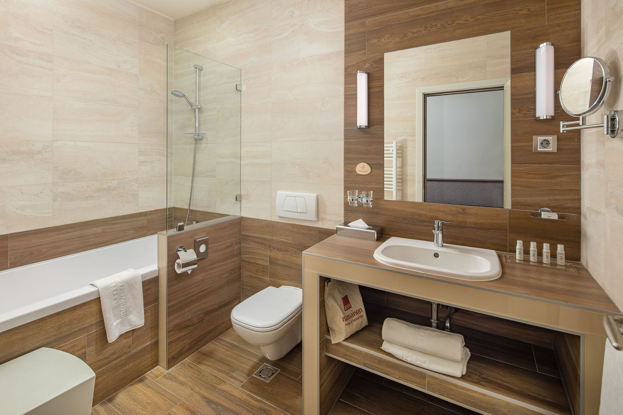 Double or Twin Deluxe