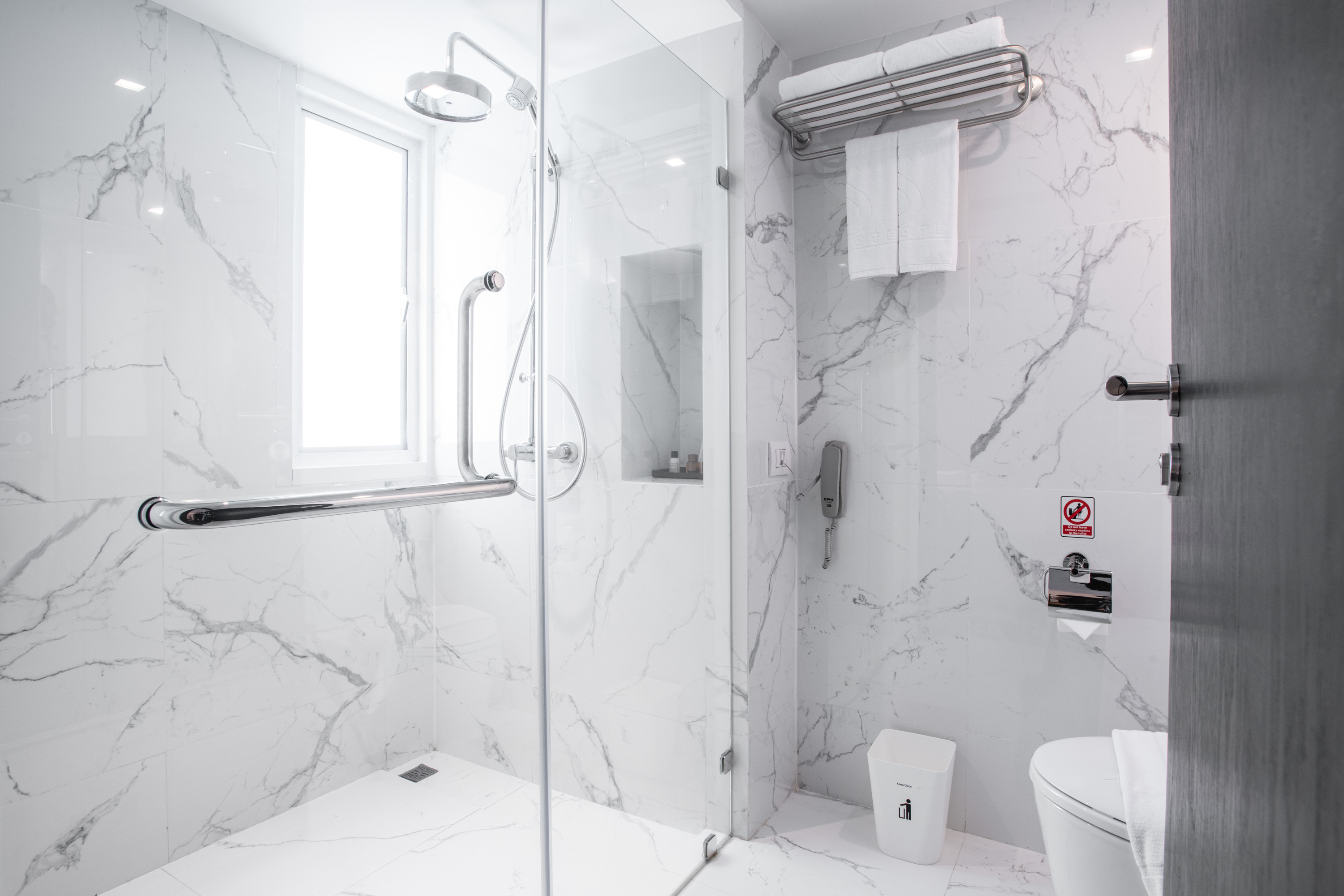 Double or Twin Standard