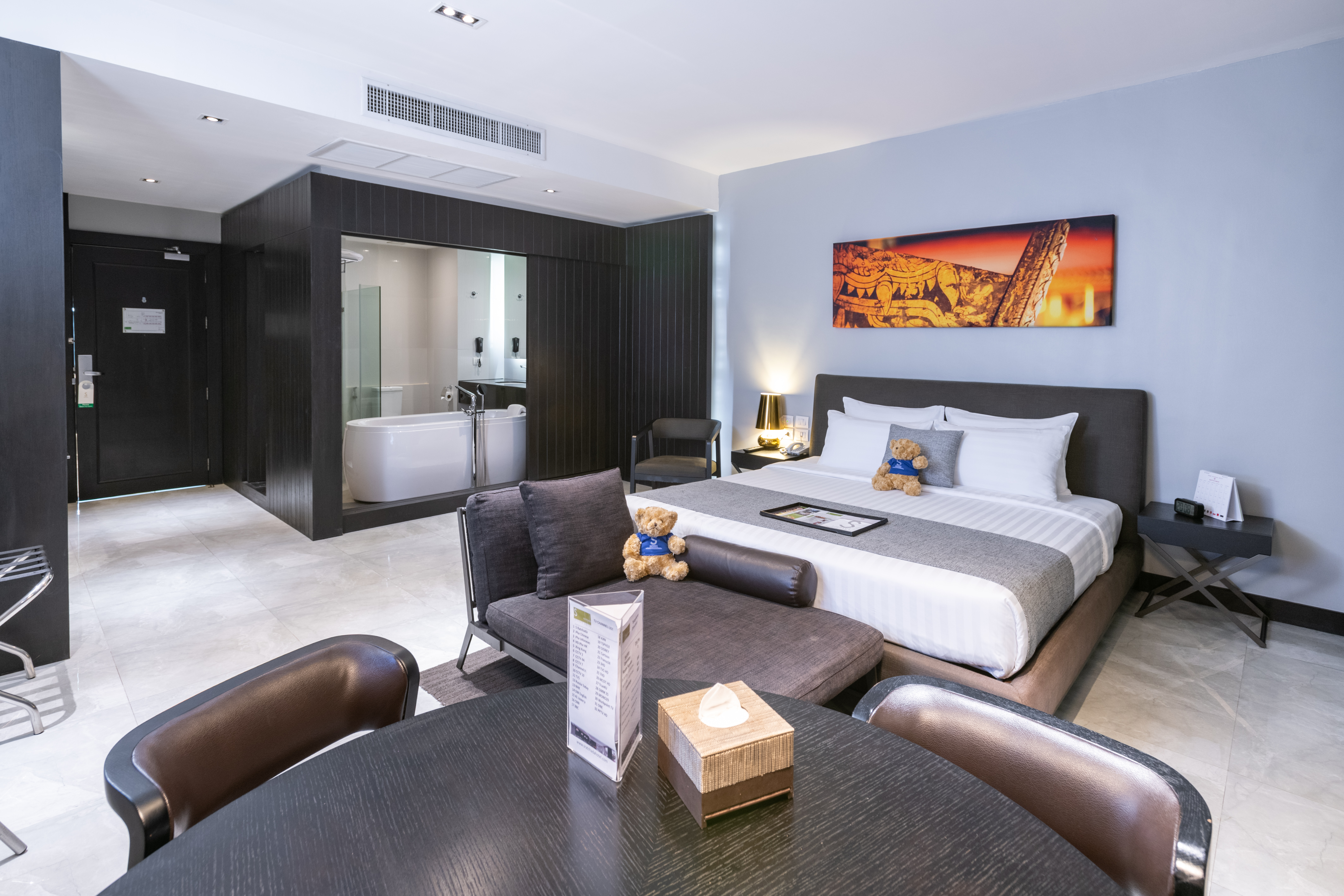 Double or Twin Standard