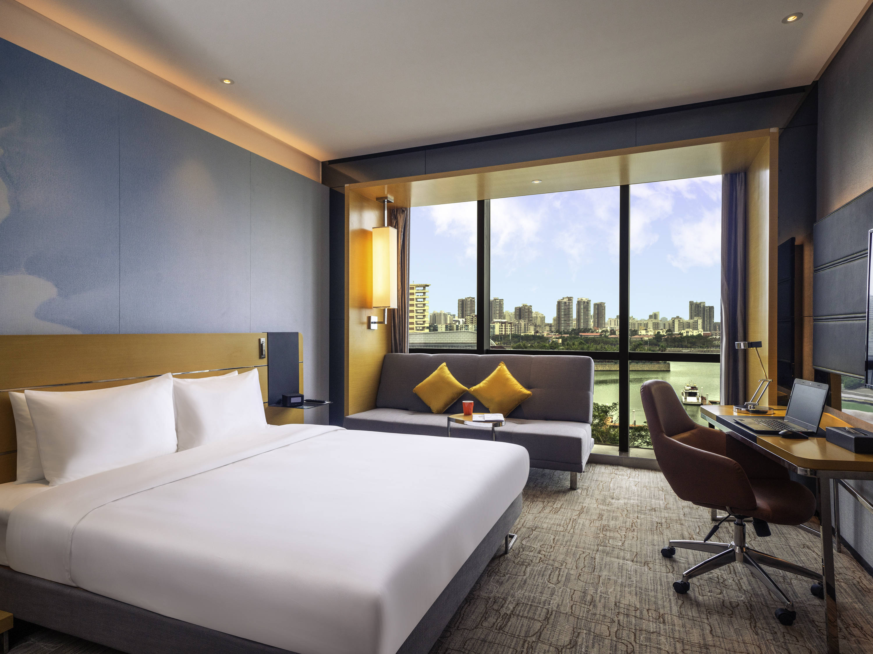 Double Superior Ocean View