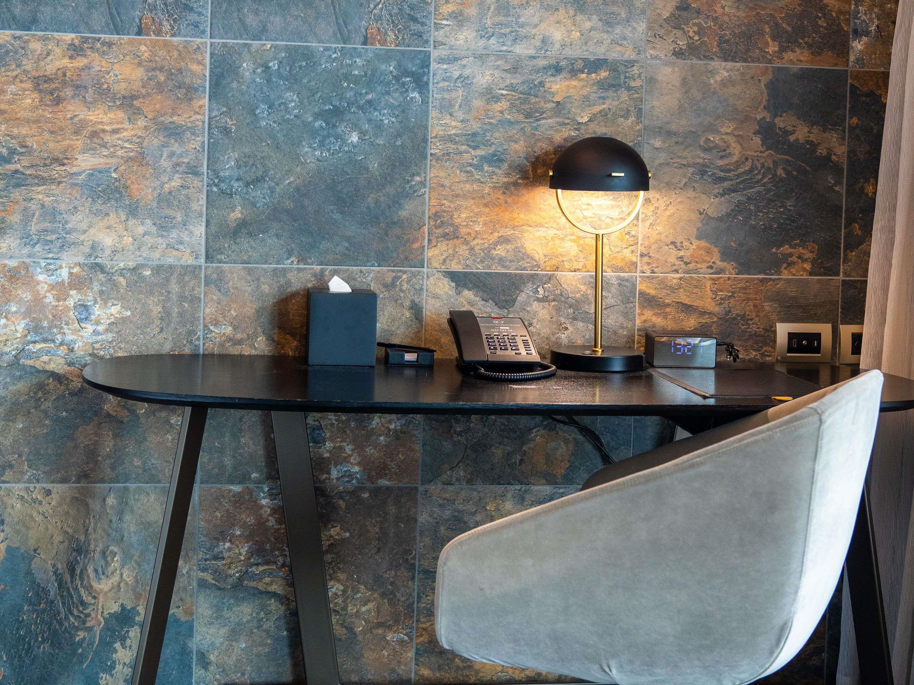 Studio King Size Bed