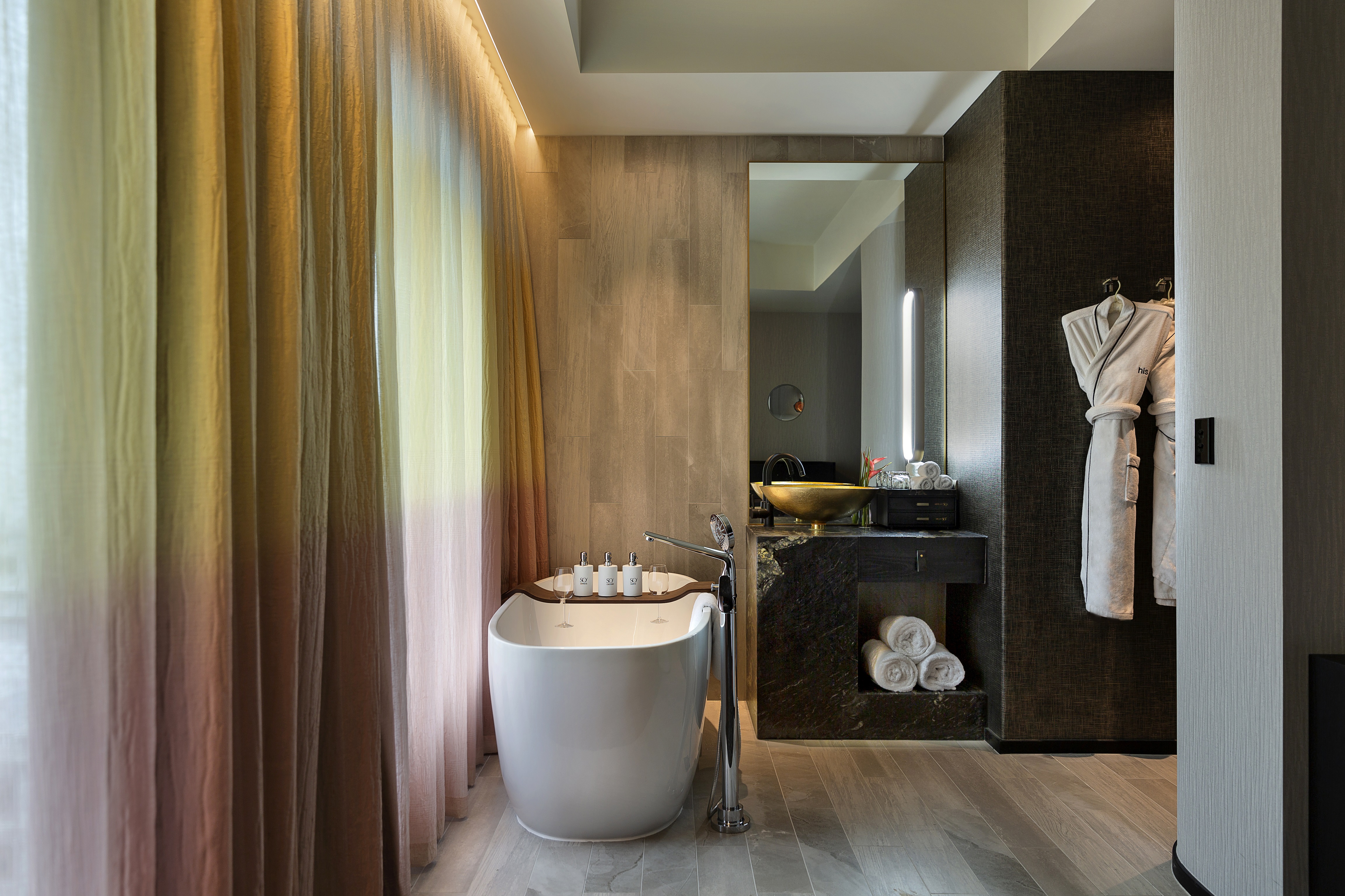 Double King Size Bed