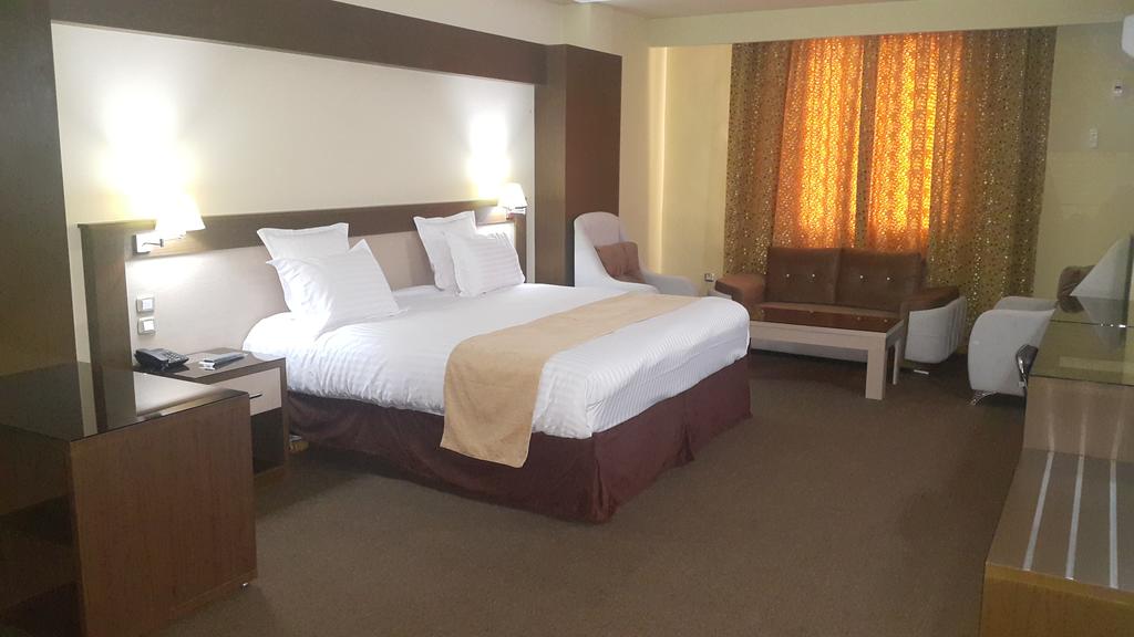 Junior Suite Standard