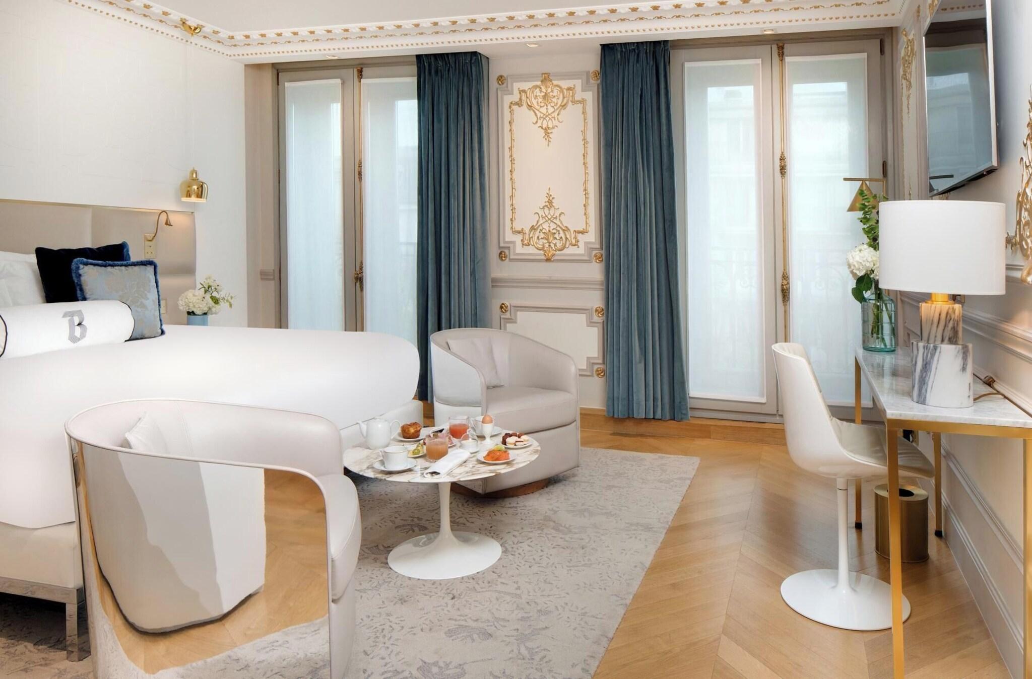 Junior Suite King Size Bed