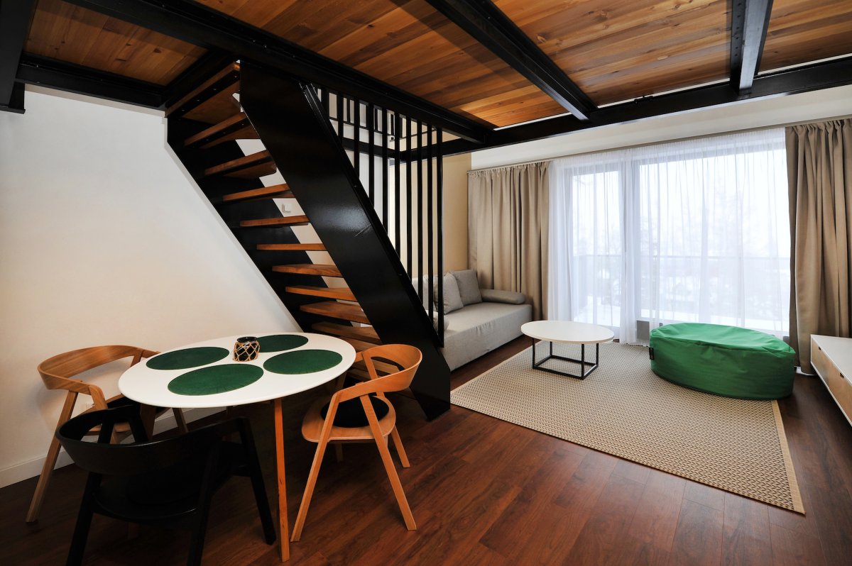 Apartment Capacity 6