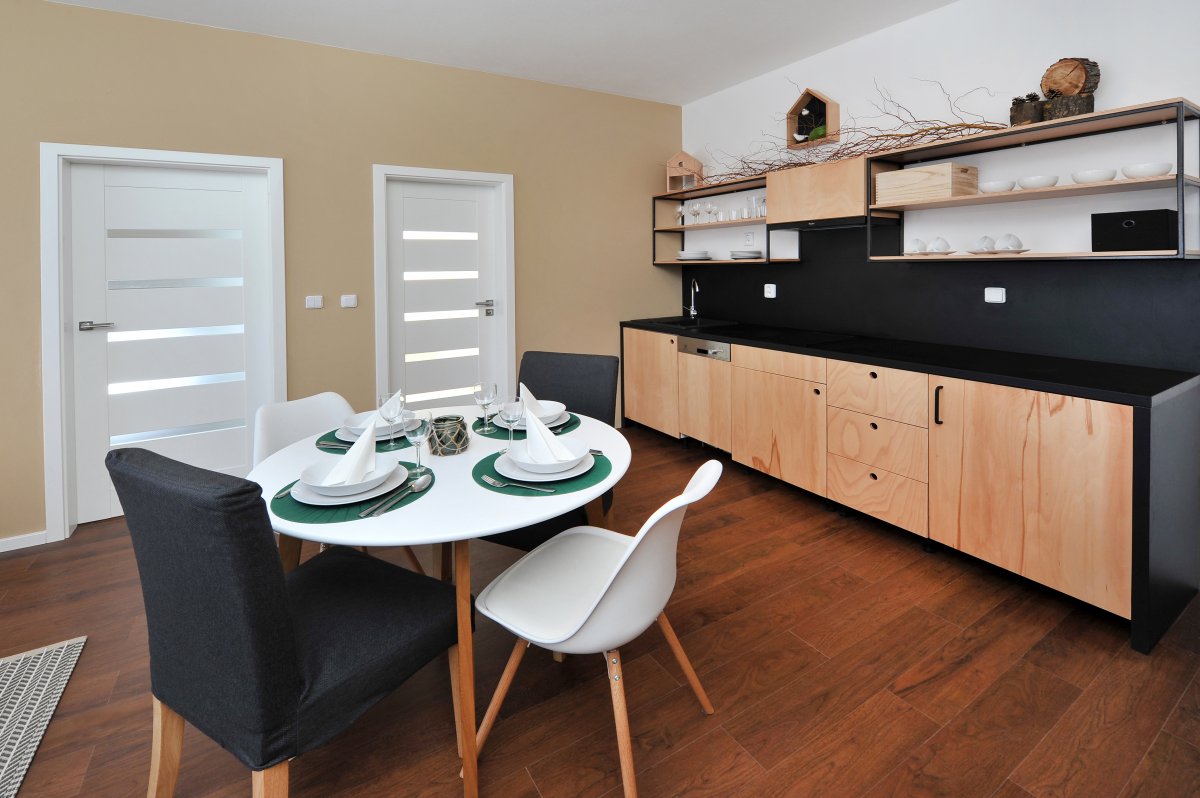 Apartment Capacity 4