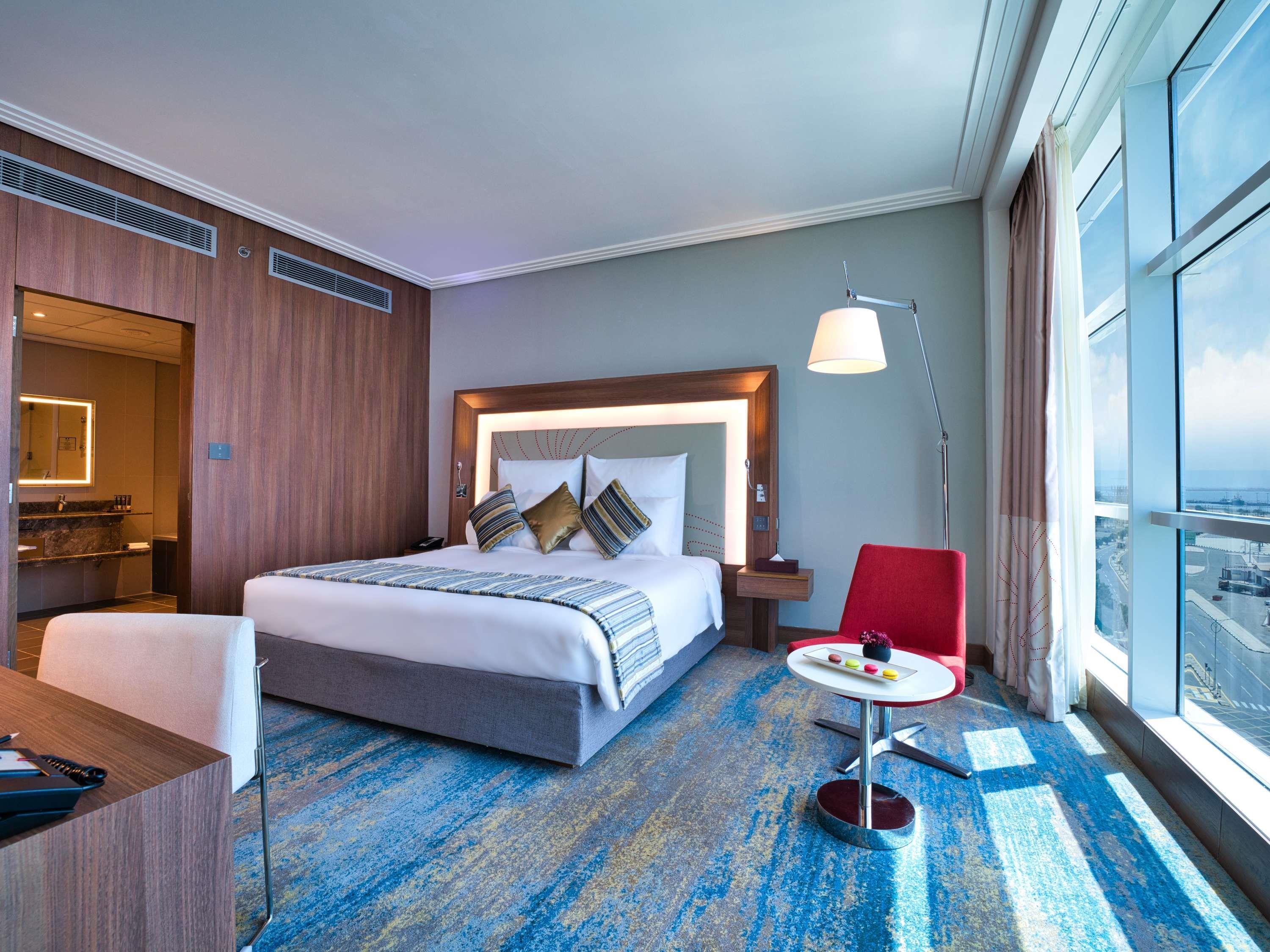 Suite Superior Pool View