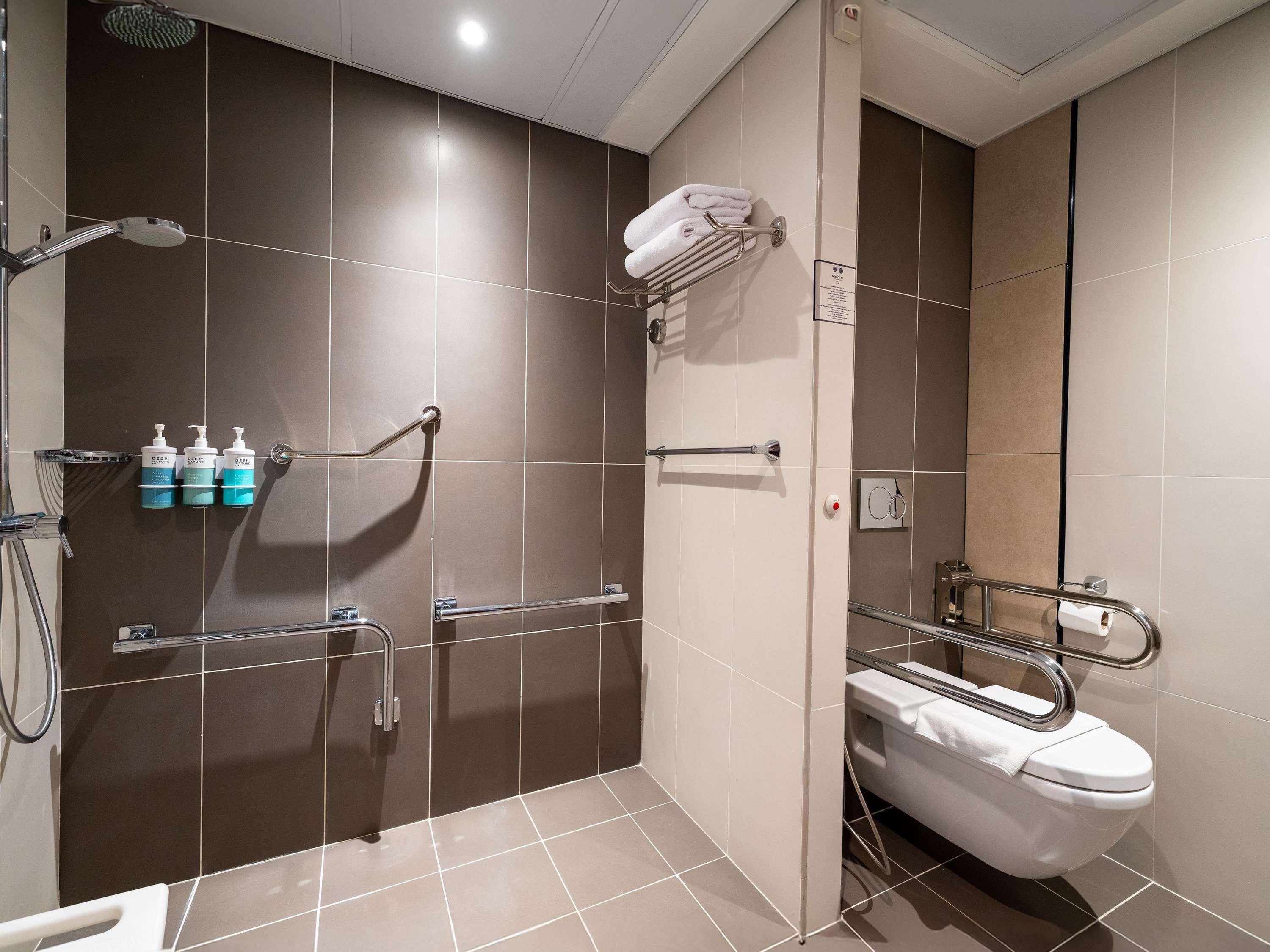 Double Accessible Superior