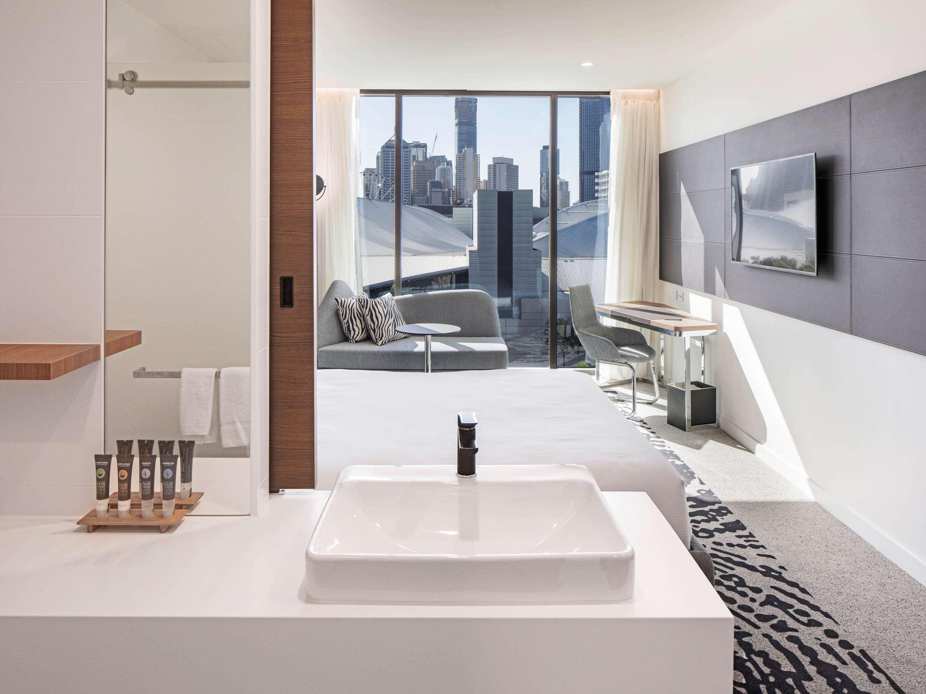 Double Superior King Bed