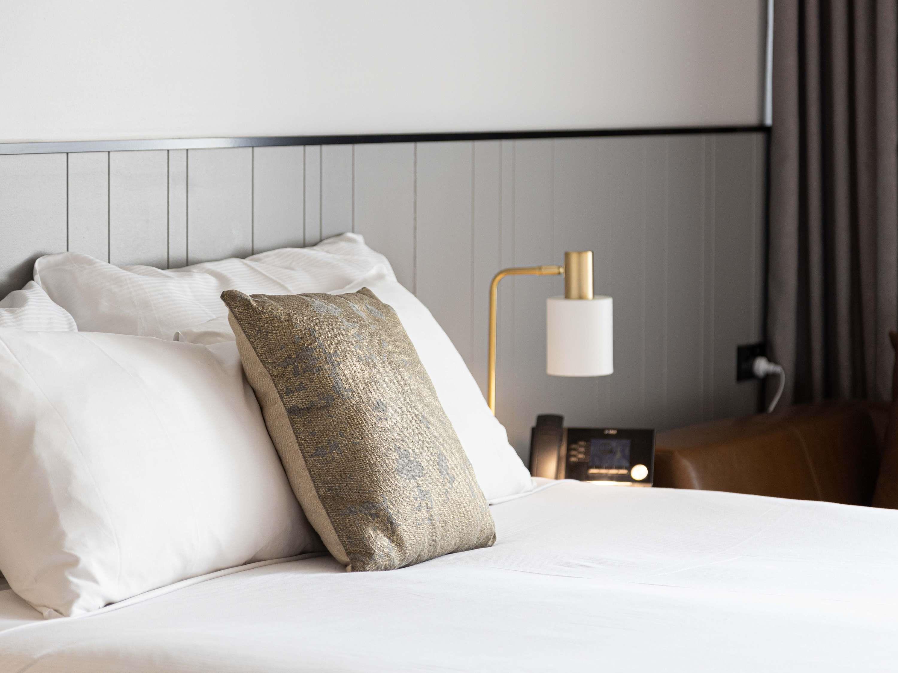 Double Deluxe King Bed