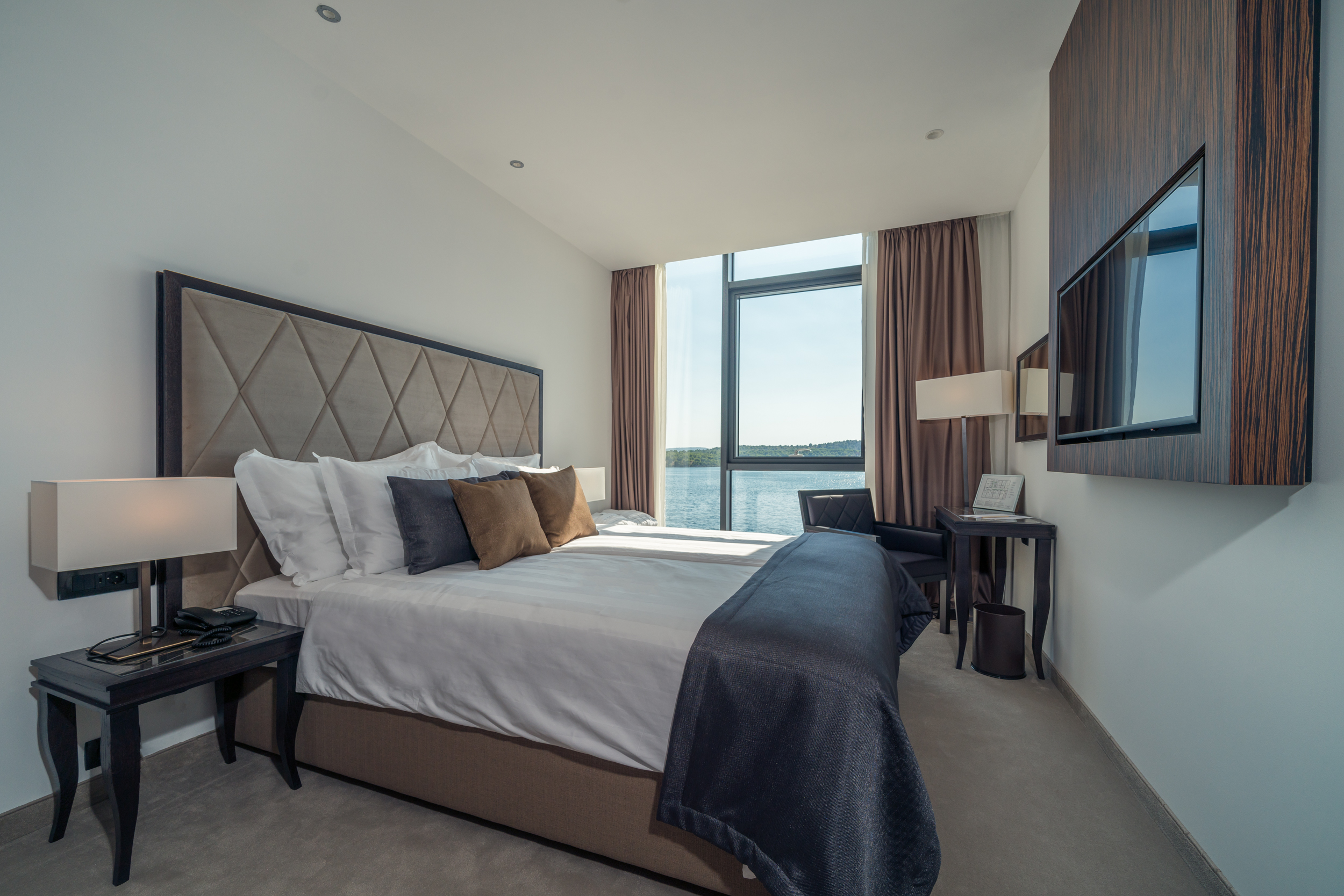 Double Single Classic Sea View