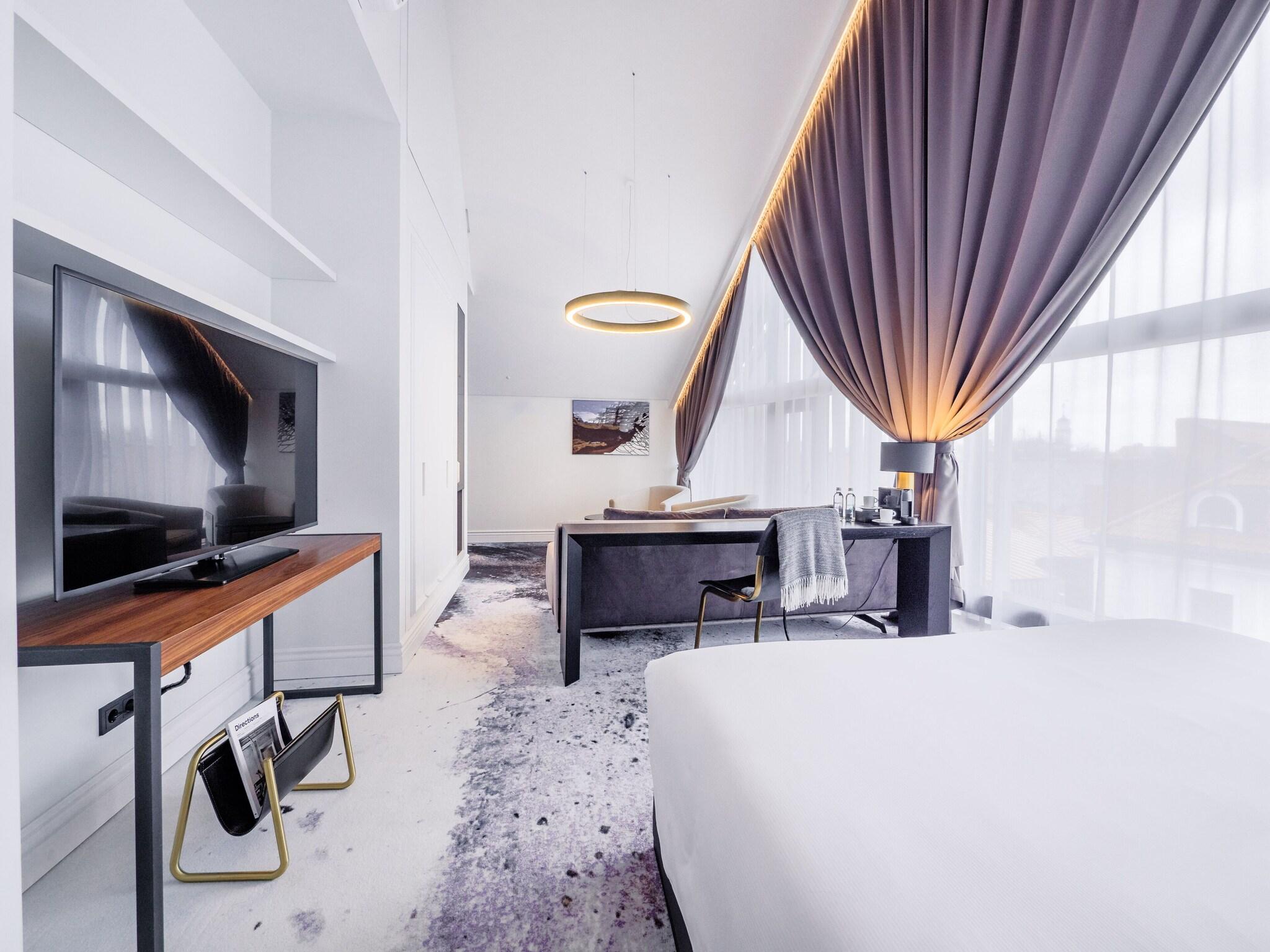 Junior Suite Two King Beds