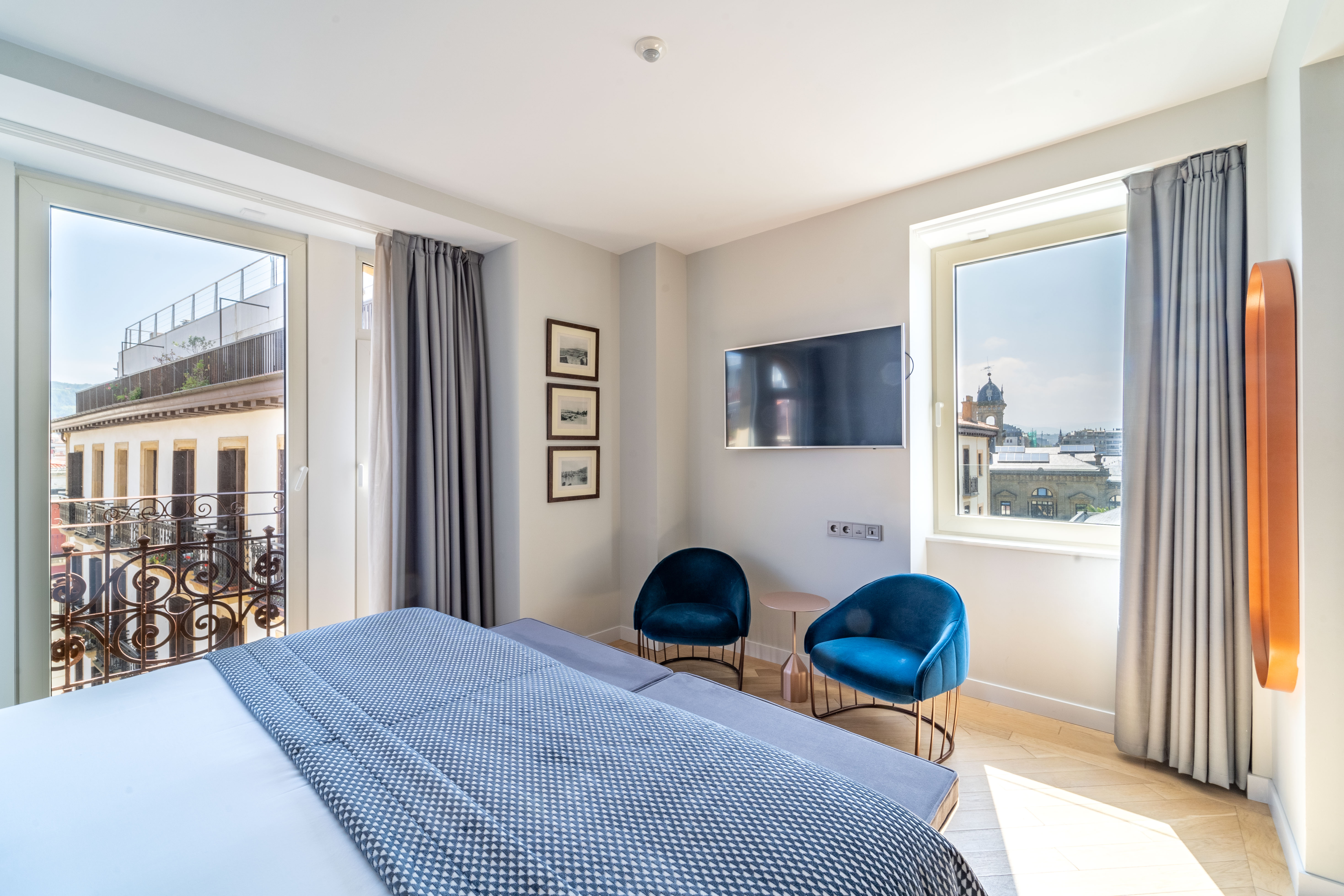 Double or Twin Deluxe