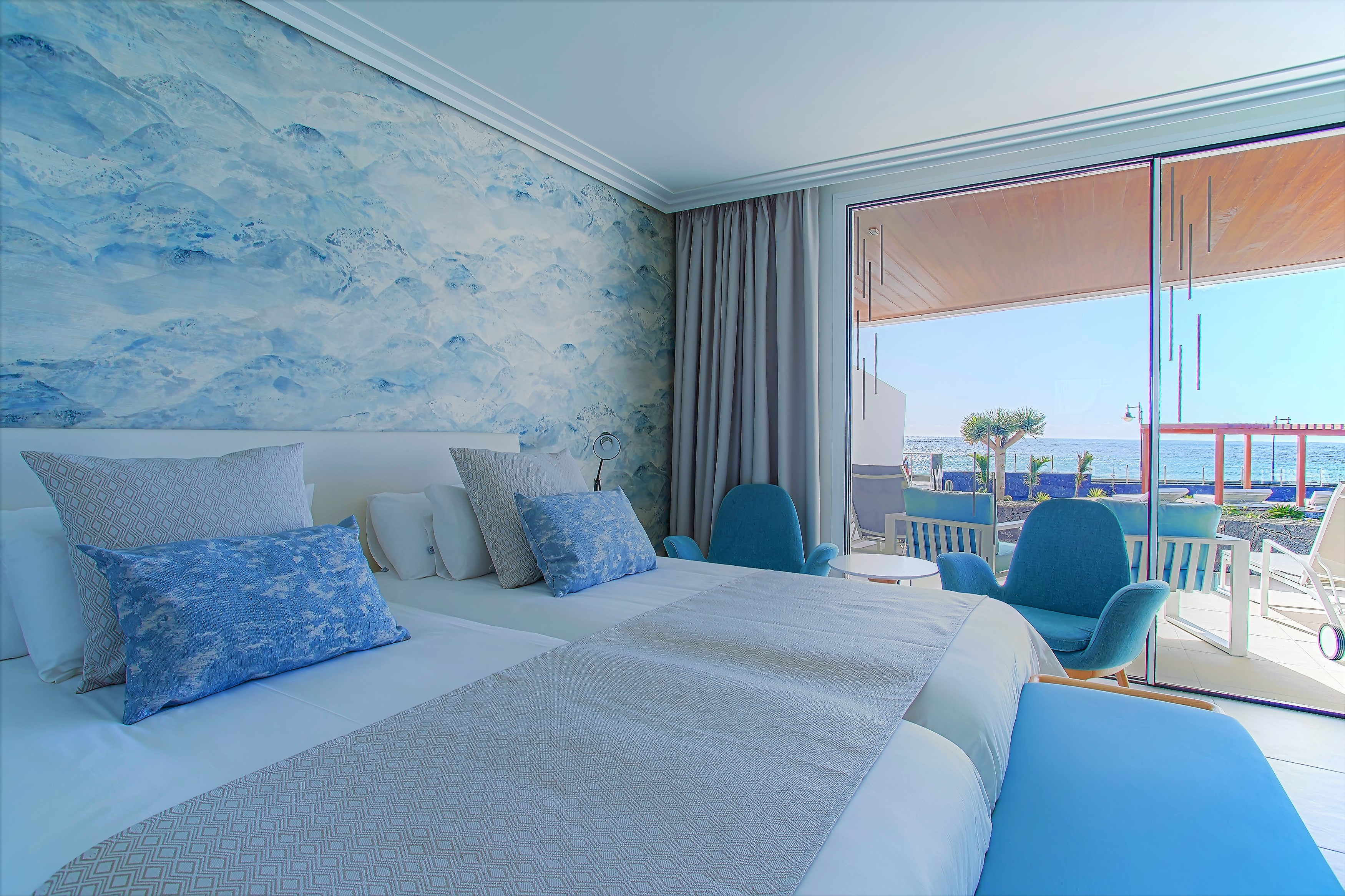 Double or Twin Premium Sea View