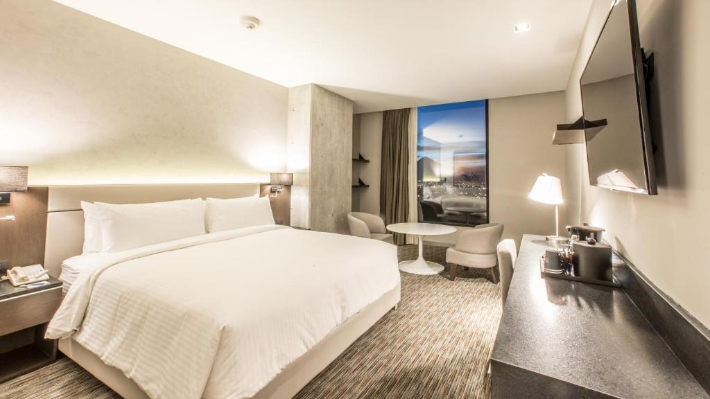 Double King Size Bed