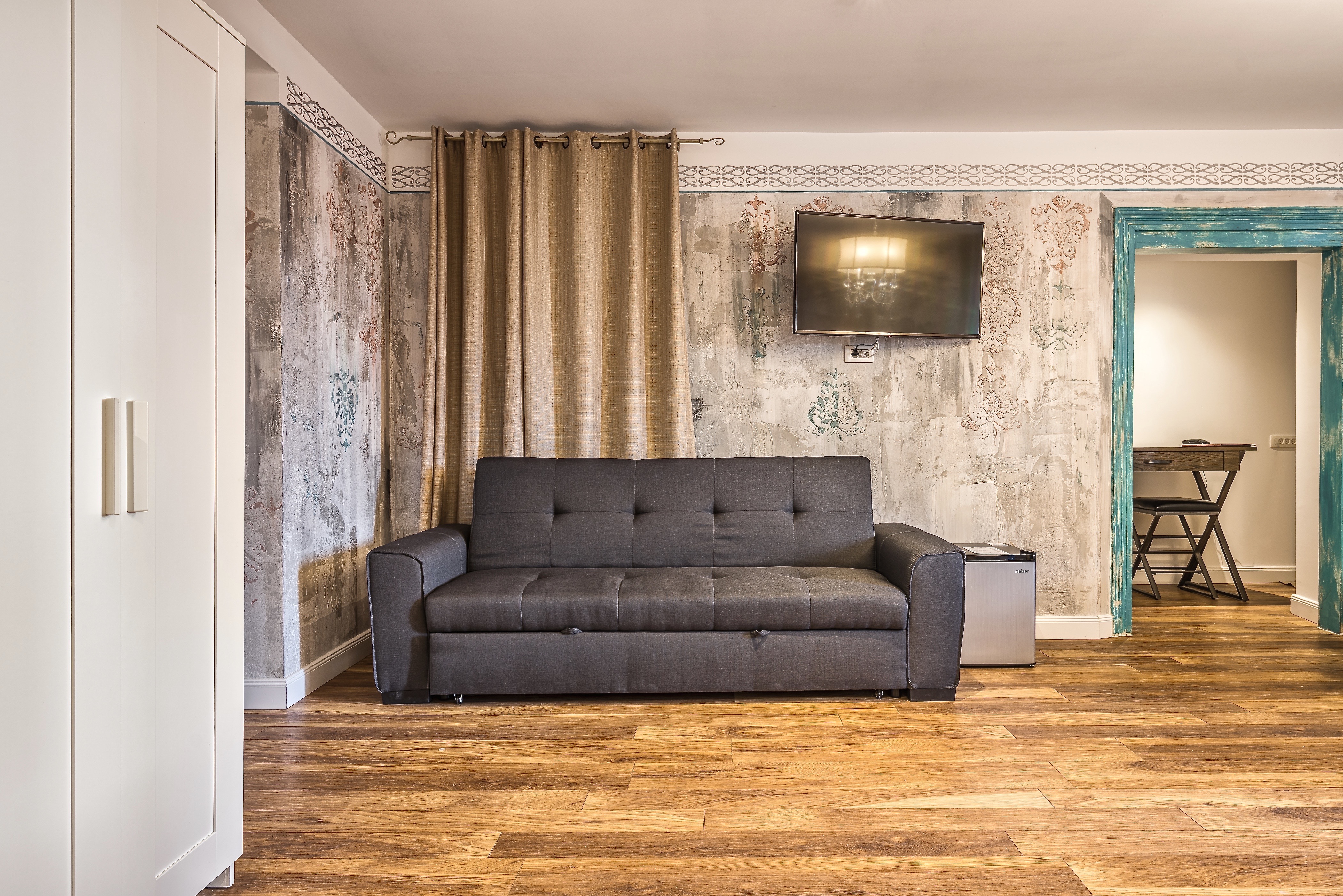 Double Single Premium