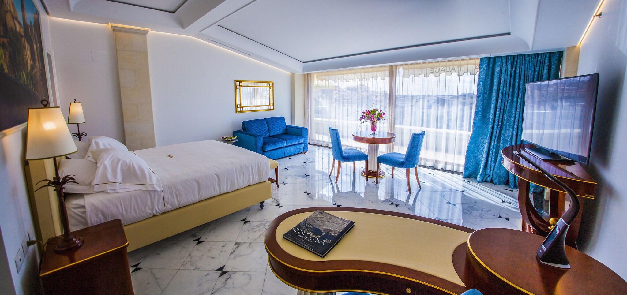 Junior Suite Sea View King Bed