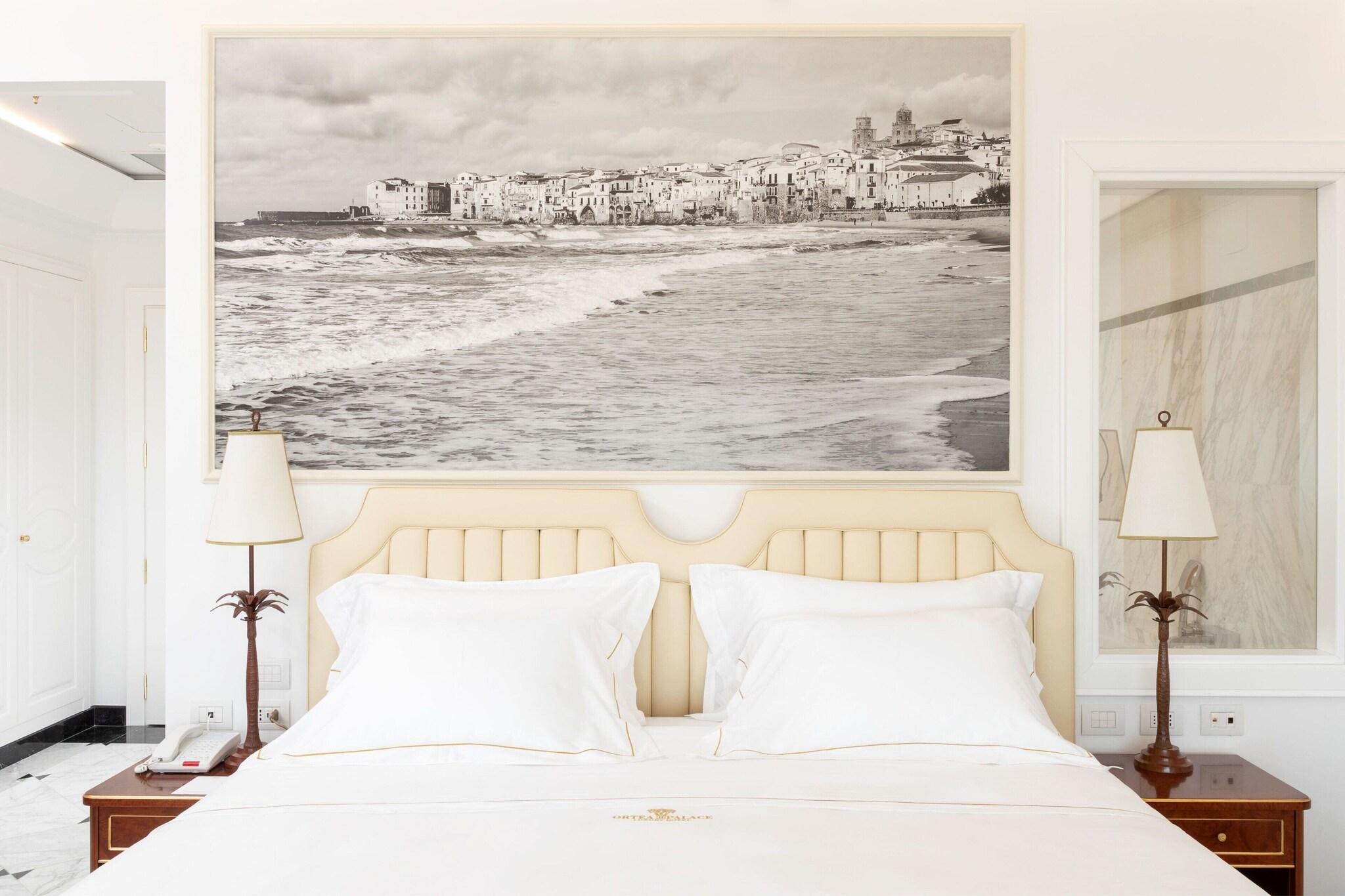 Junior Suite Sea View King Bed