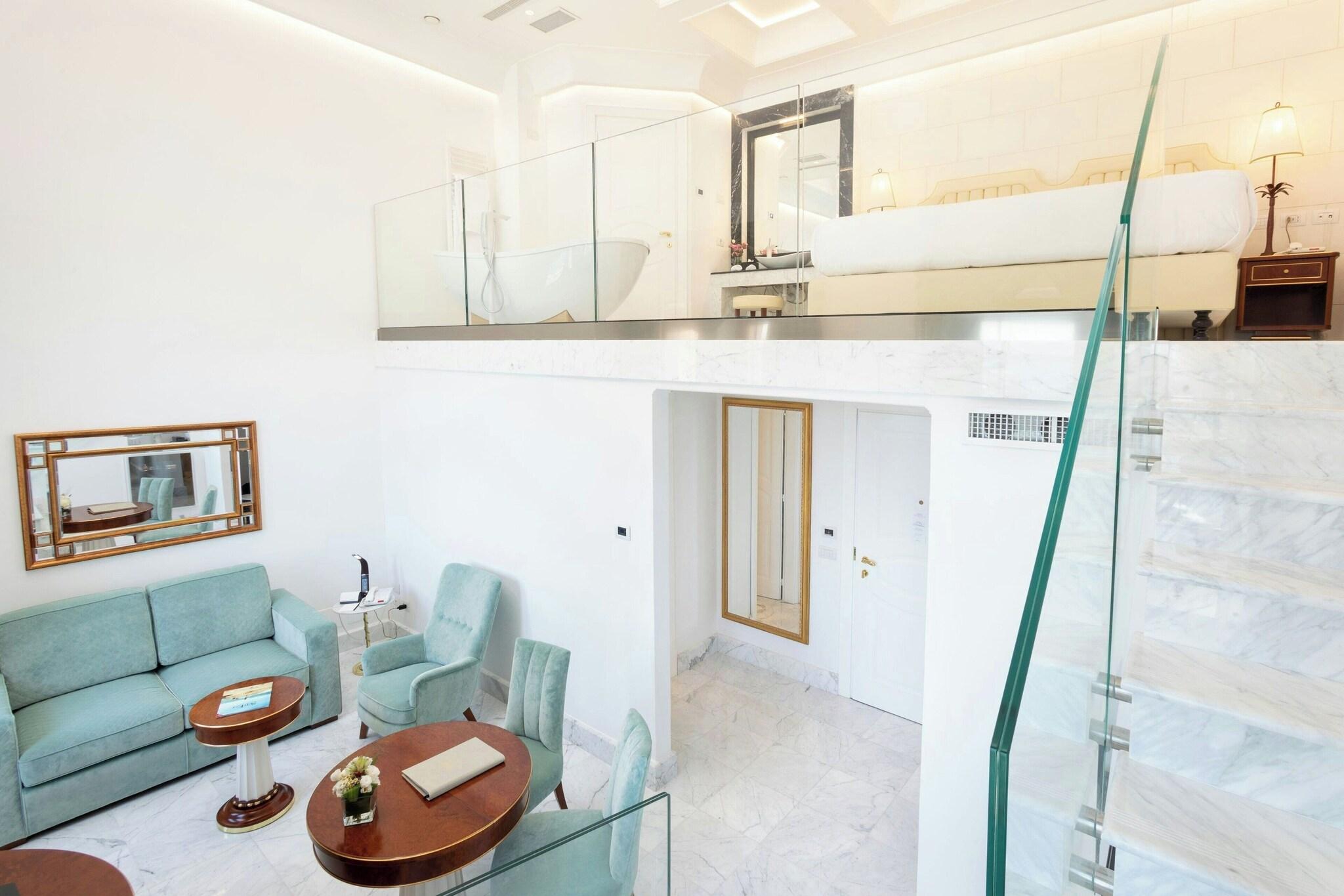 Suite Sea View King Bed