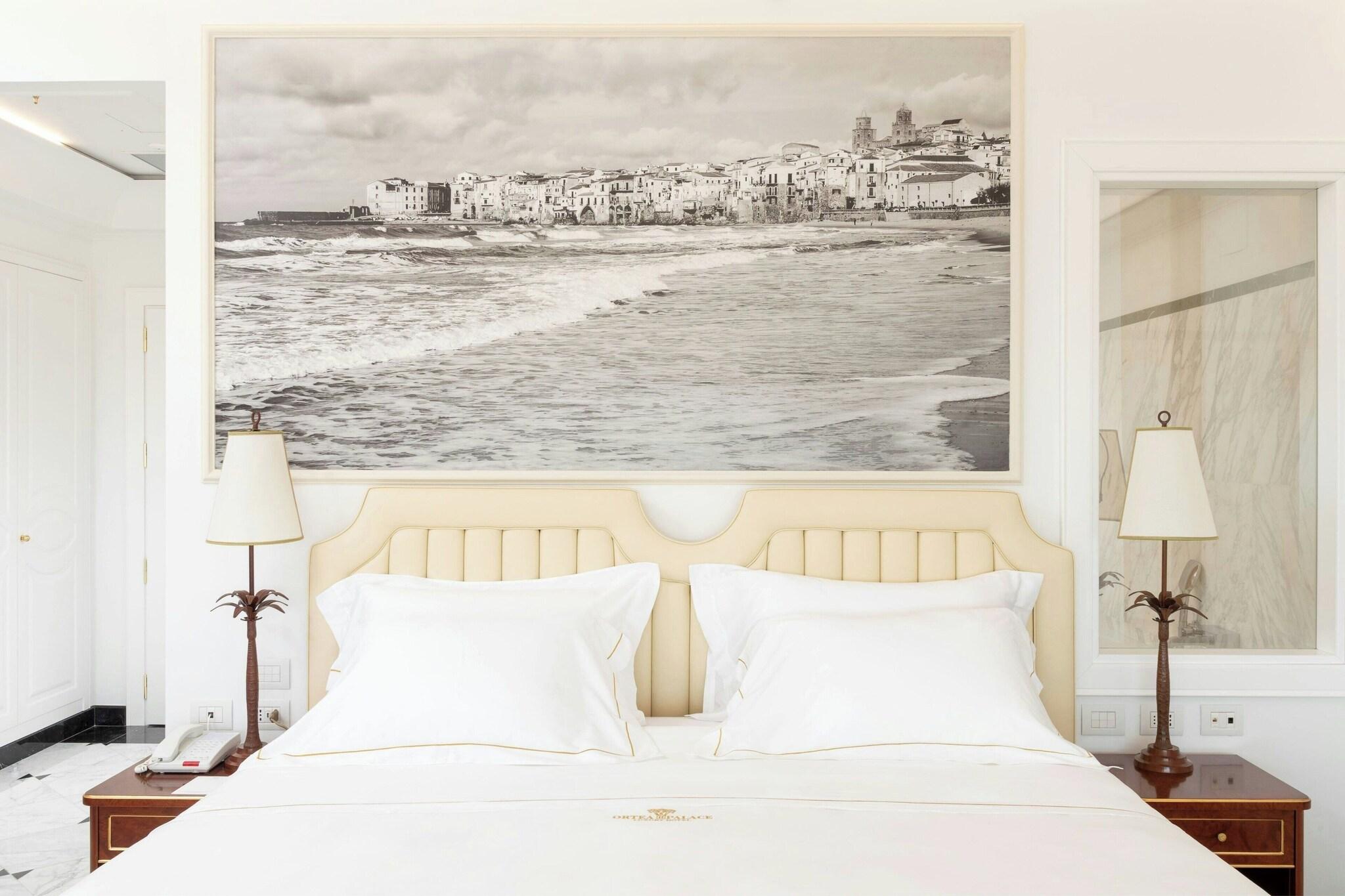 Junior Suite Sea View King Bed