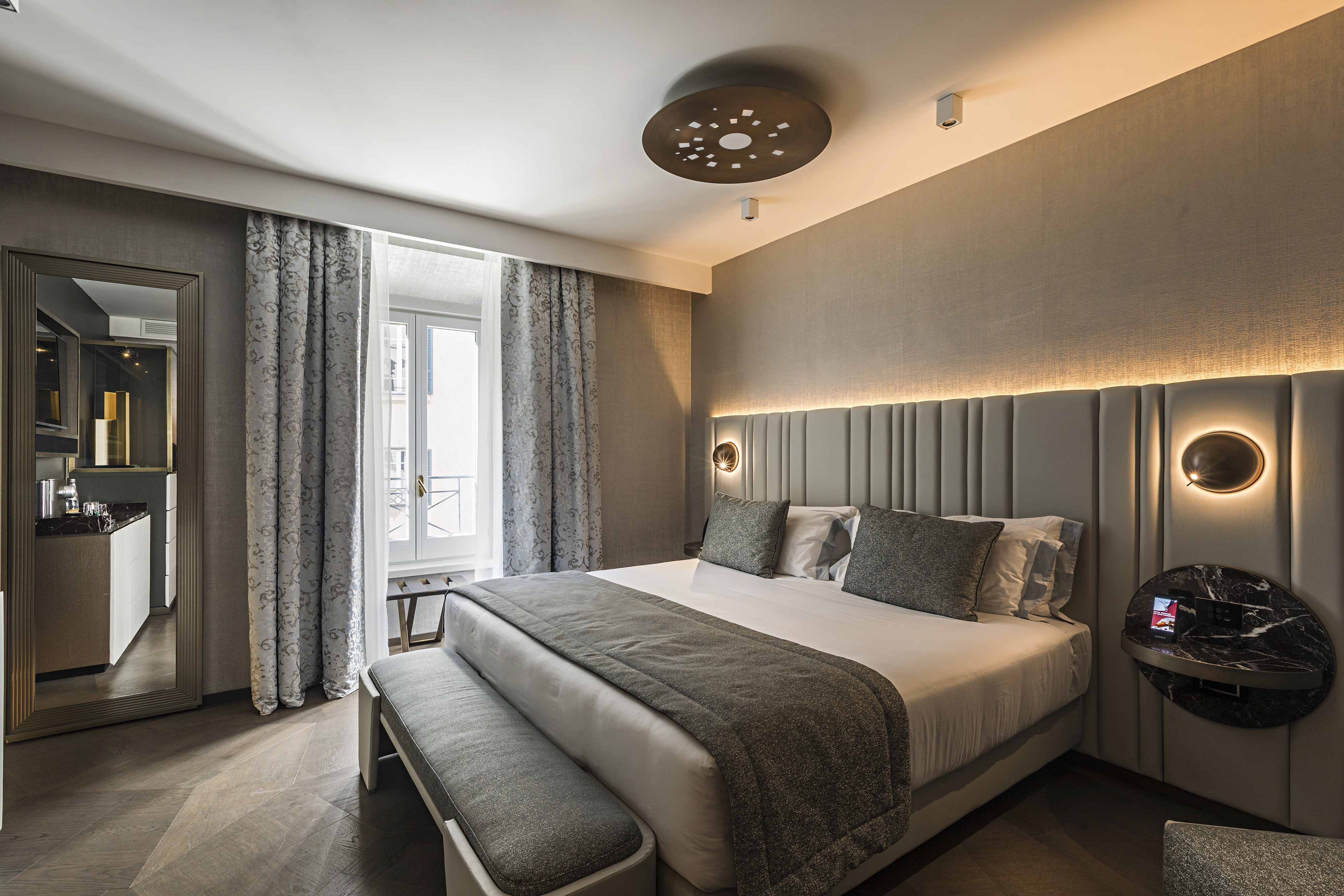 Double Superior King Bed