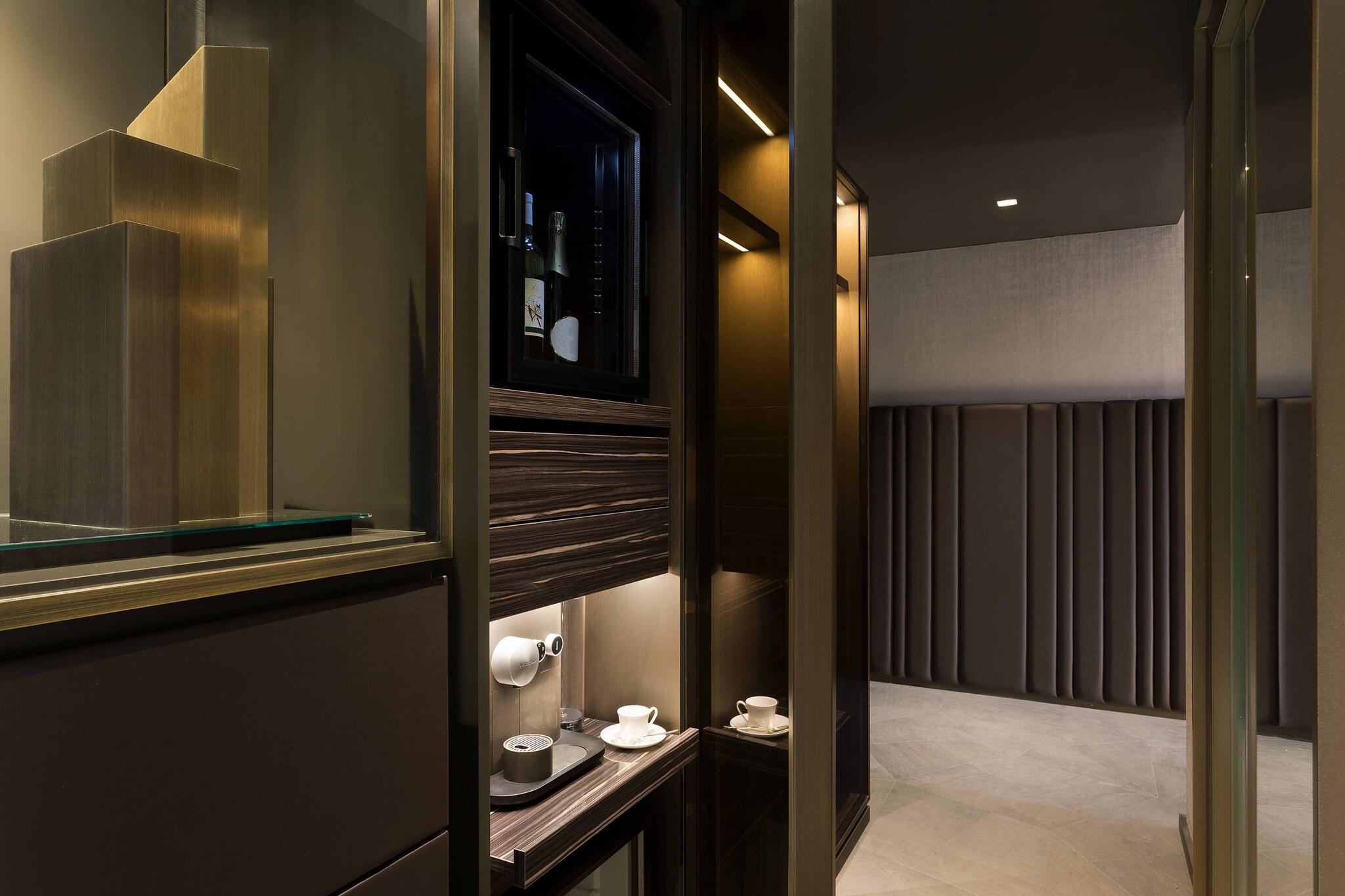 Suite King Bed Non Smoking