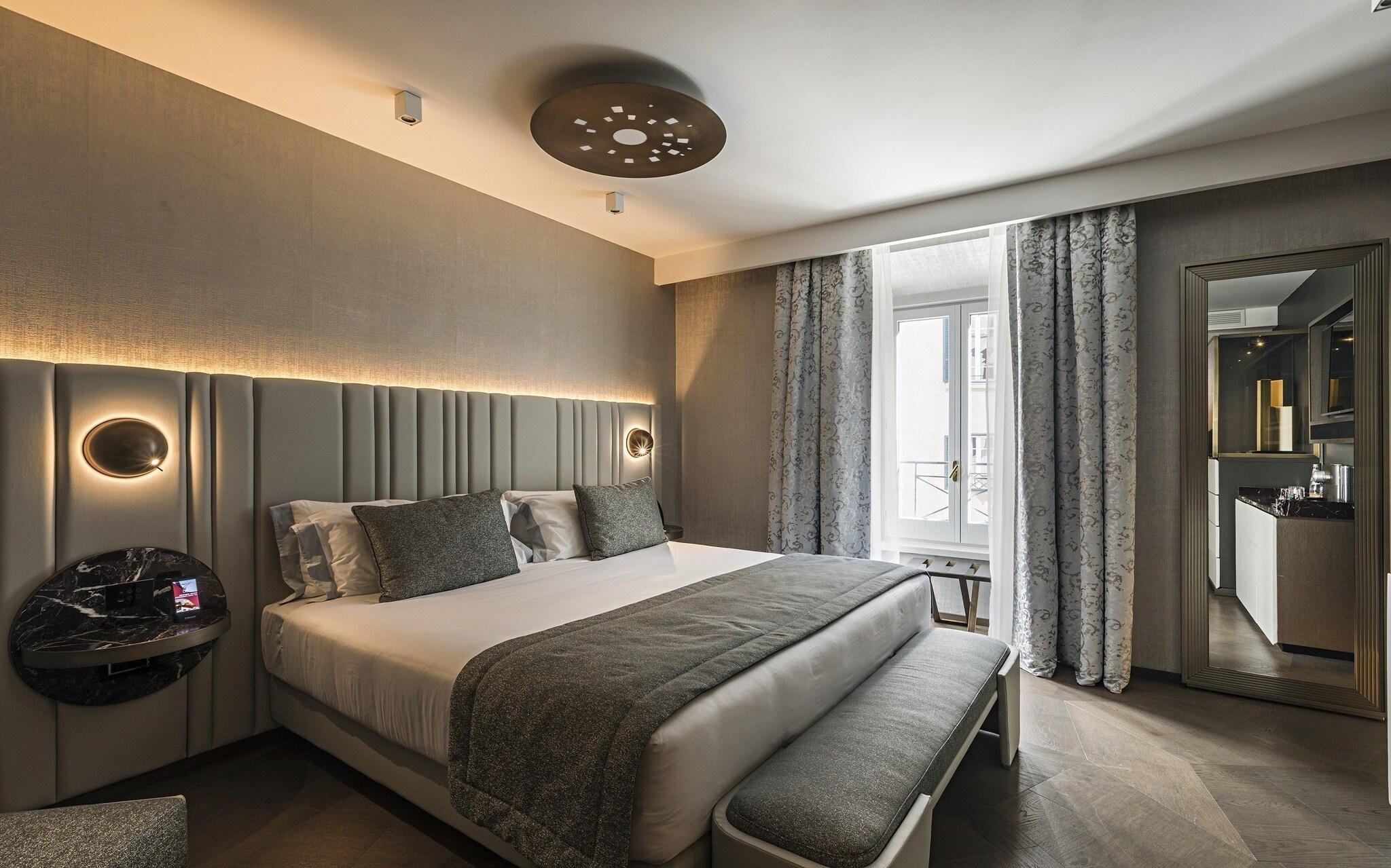 Double Superior King Bed