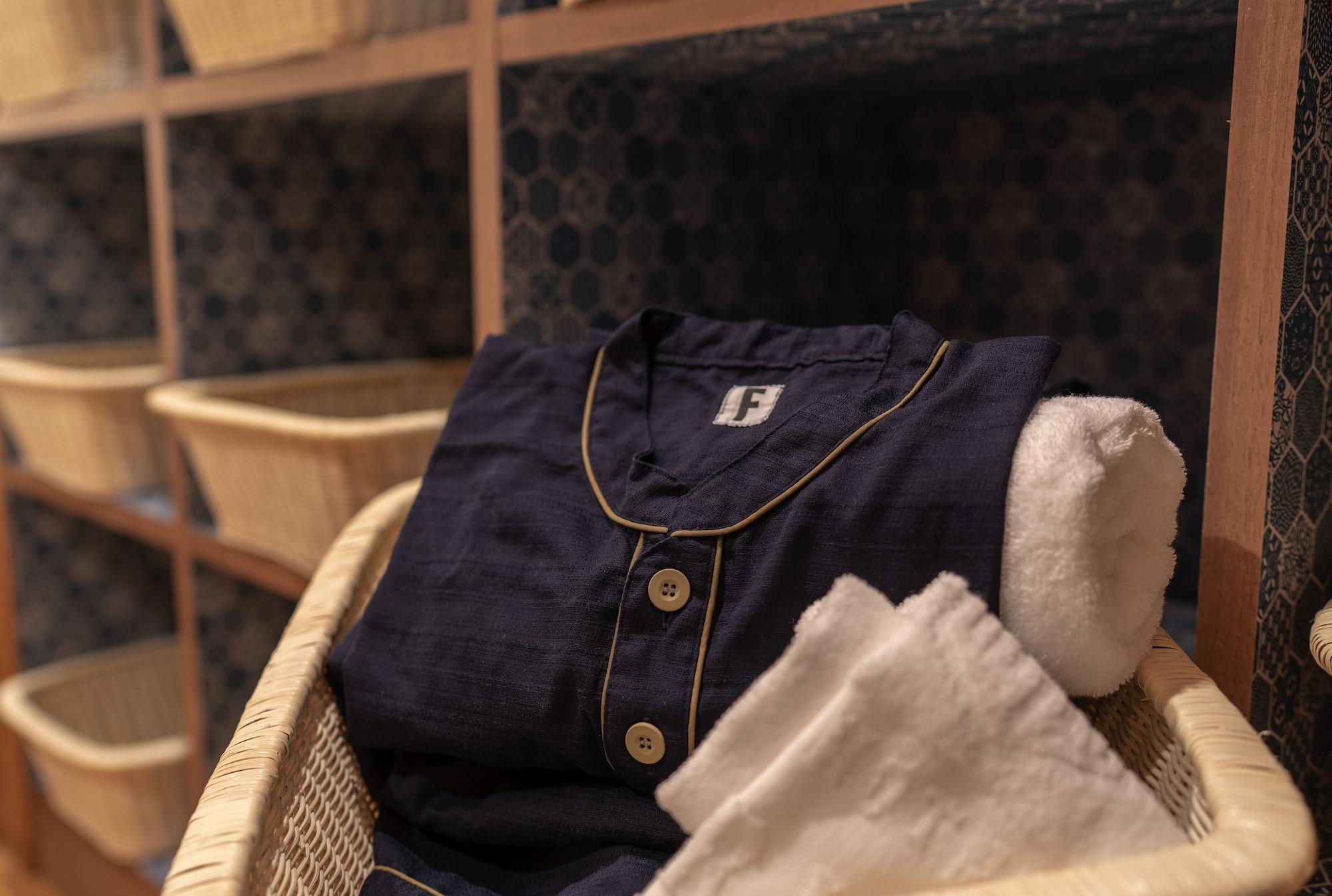 Twin Deluxe Two Beds