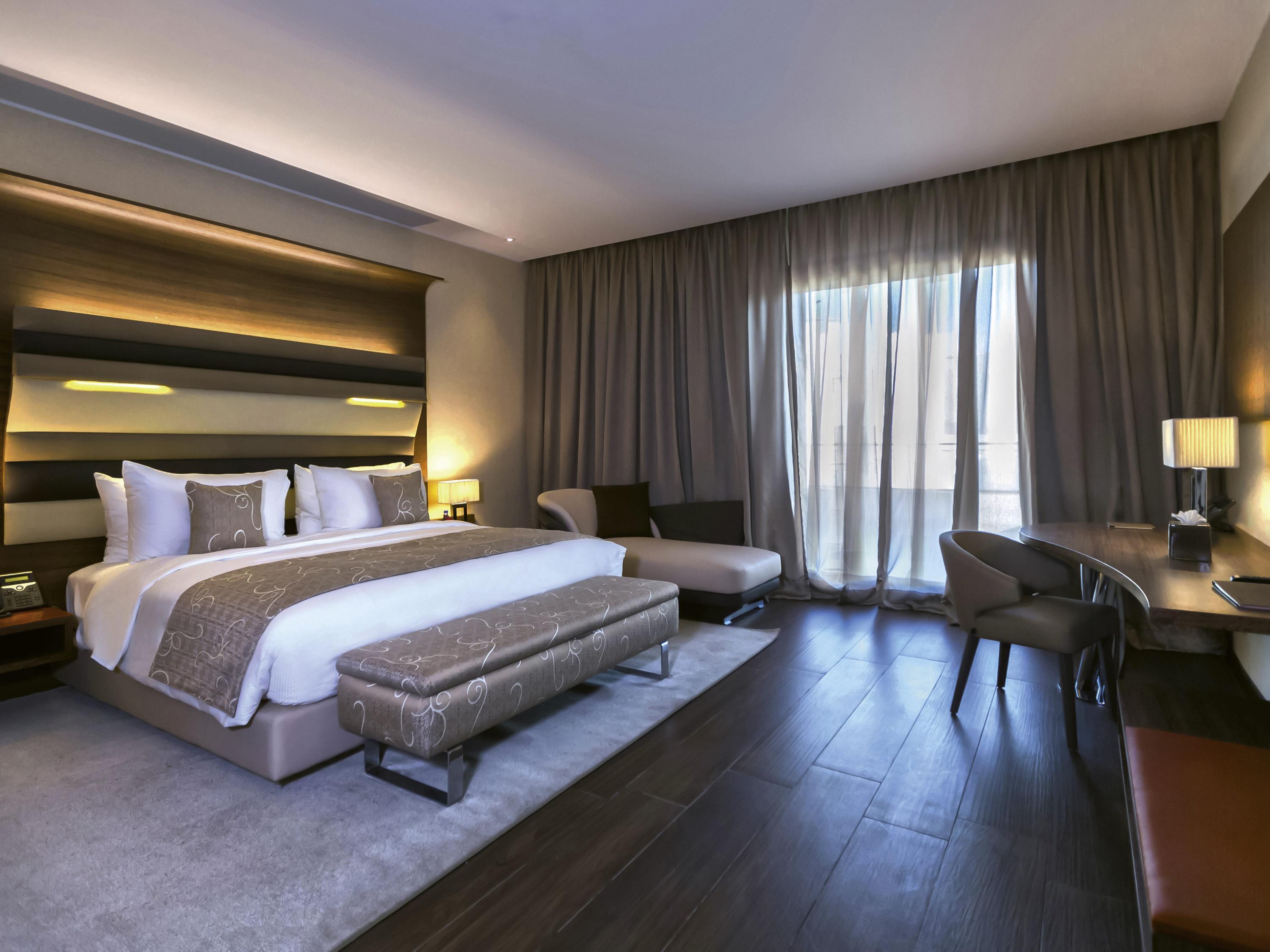 Suite Deluxe King Bed